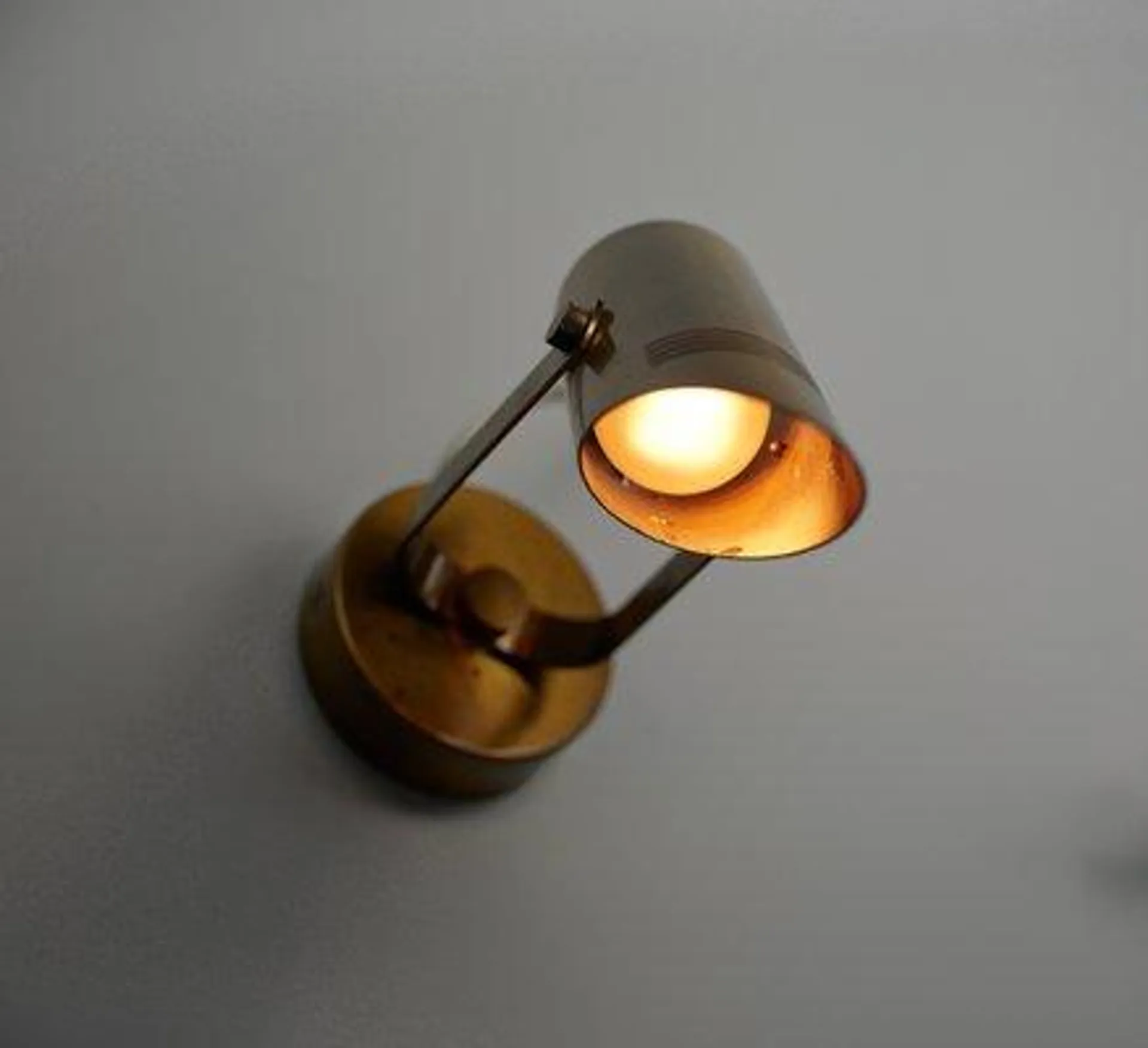 Mid-Century Modern Italian Adjustable Brass Wall Lamps, 1960s, Set of 2