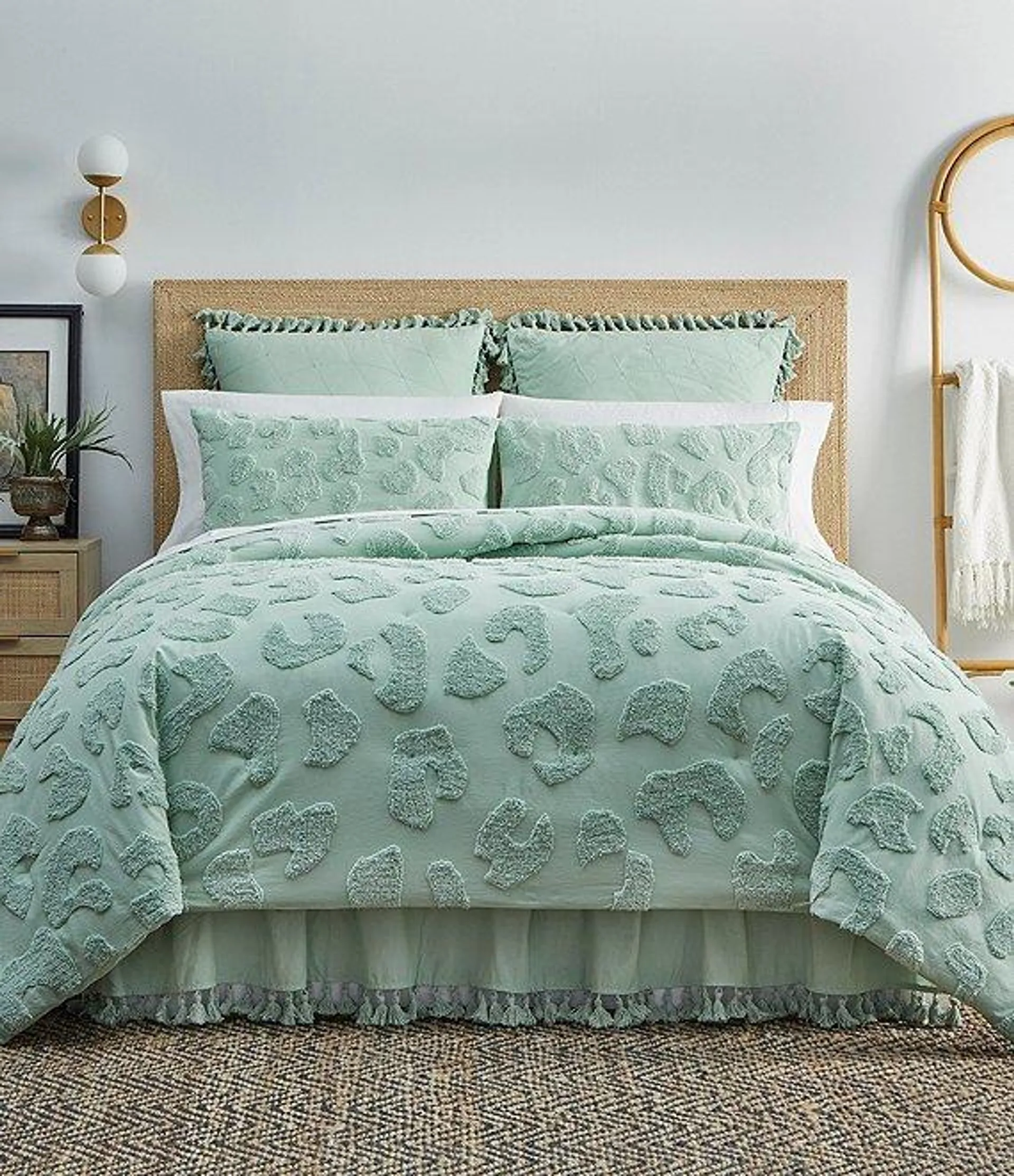 Lanie Cheetah Tufted Chenille Comforter Mini Set