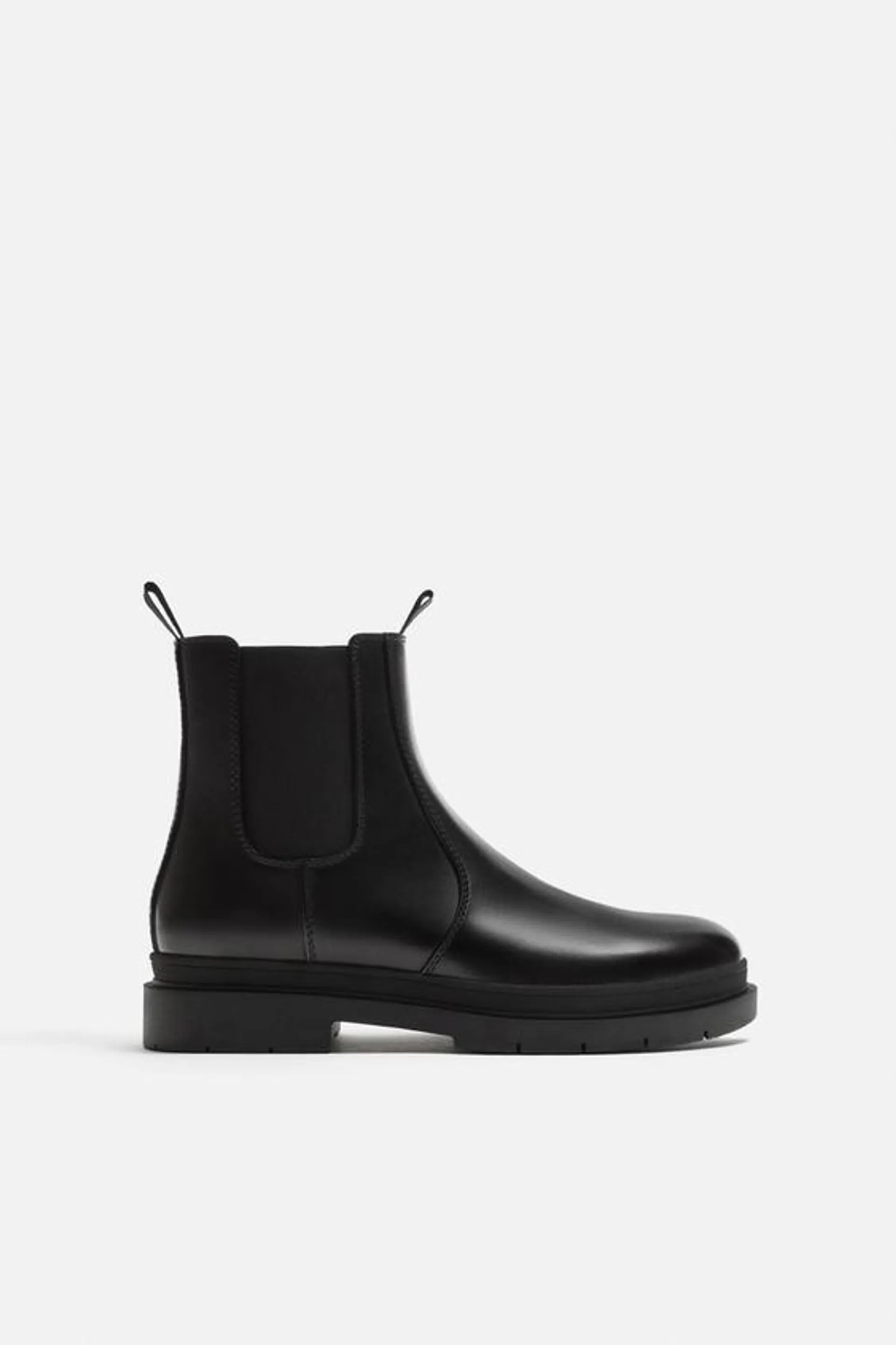 CHUNKY CHELSEA BOOTS