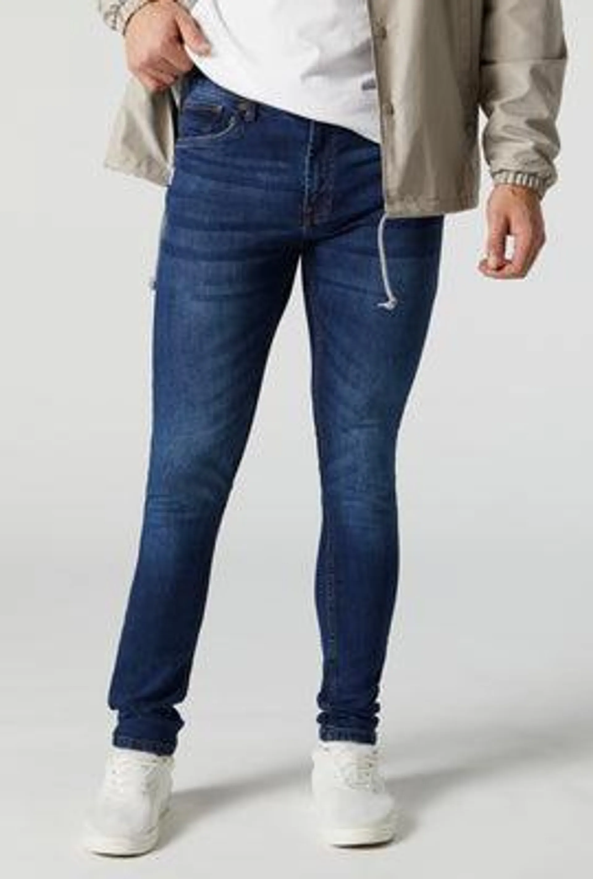 Dark Wash Skinniest Jean