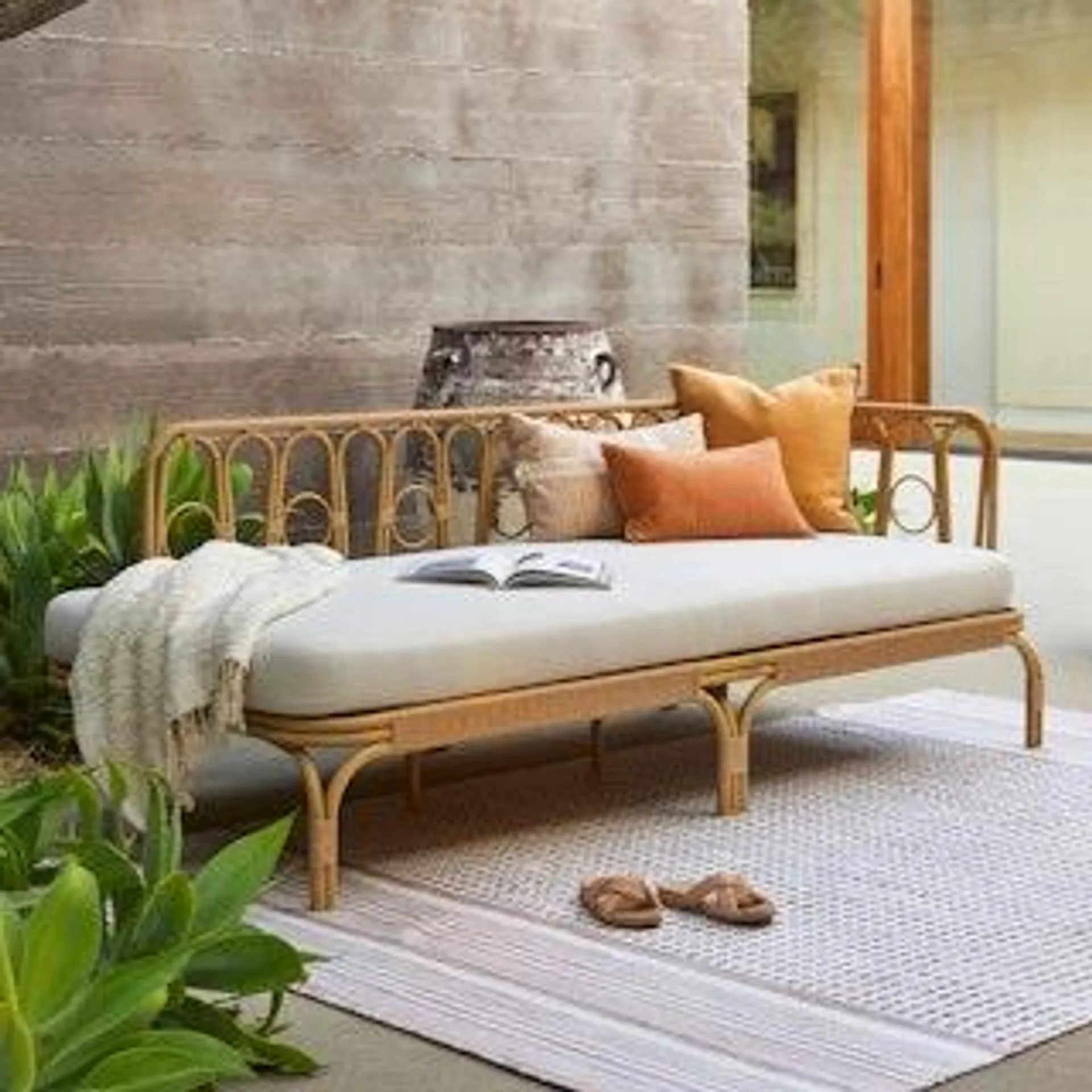 Amarillo 83.5" Outdoor Chaise Lounge - Dravite Ivory