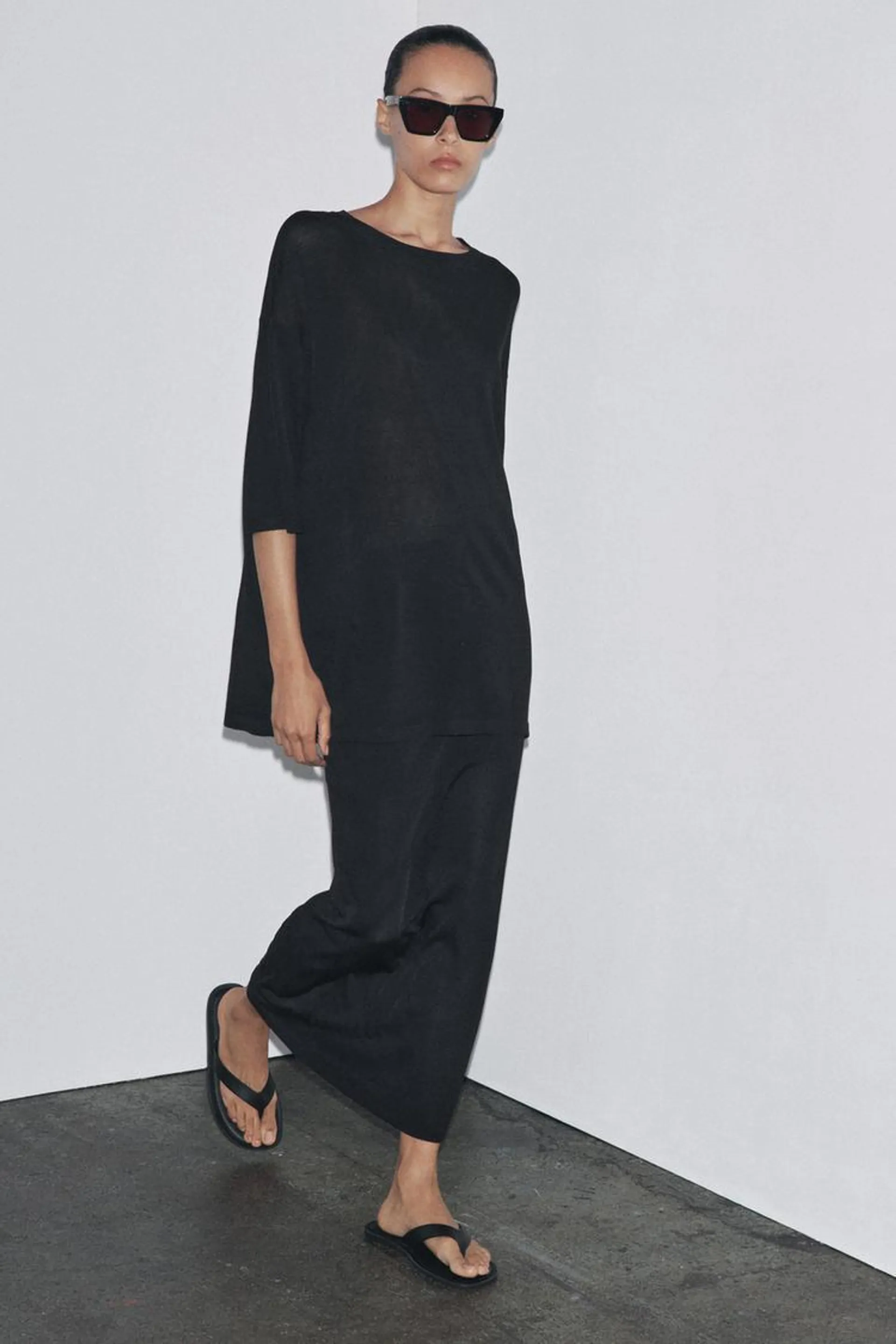STRAIGHT SMOOTH KNIT SKIRT