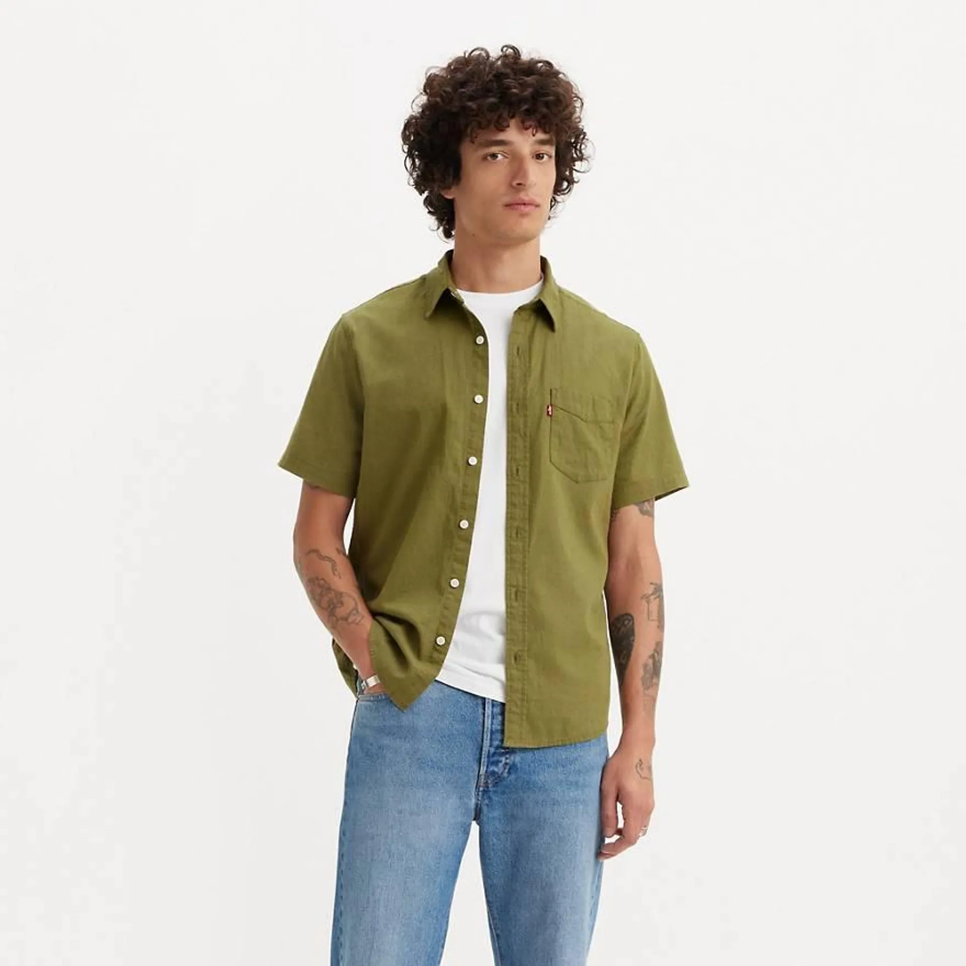 Short Sleeve Classic One Pocket Standard Fit Shirt