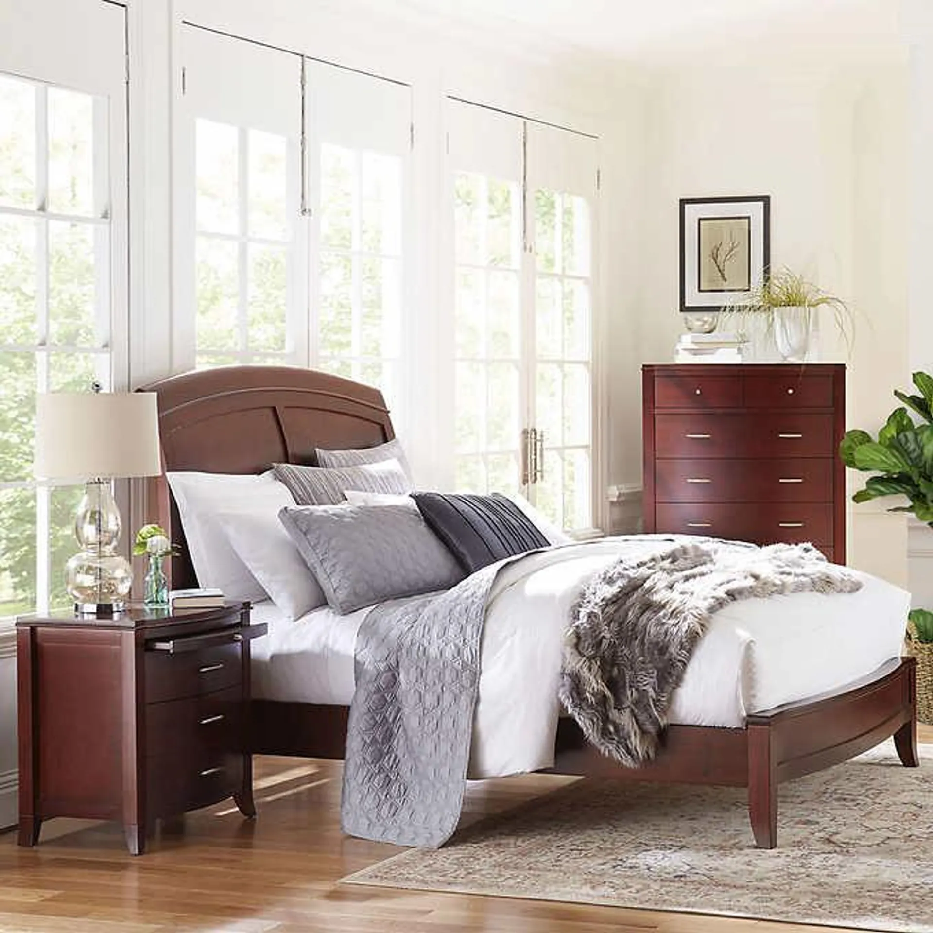 Laramonne California King Bedroom Collection