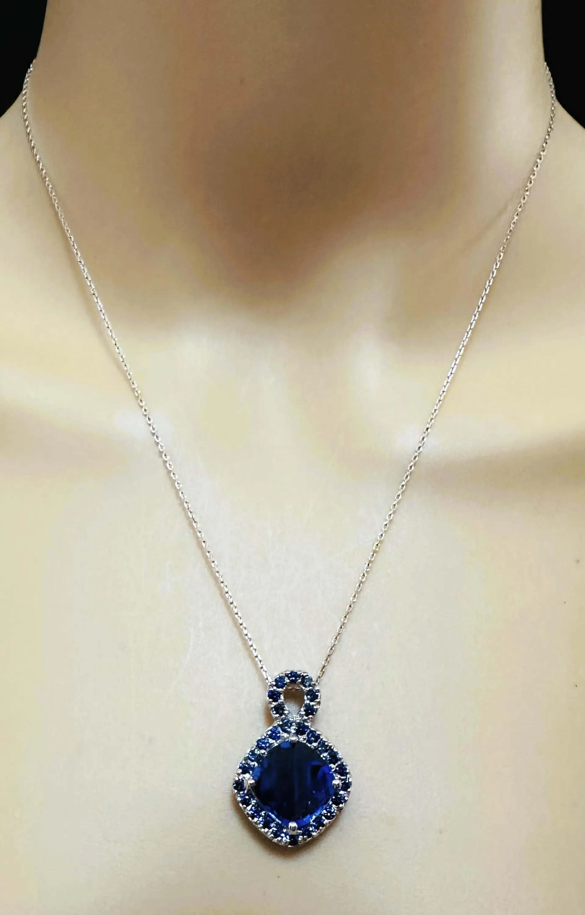 New African 9.70 ct Deep Blue Sapphire Sterling Pendant Necklace 18"