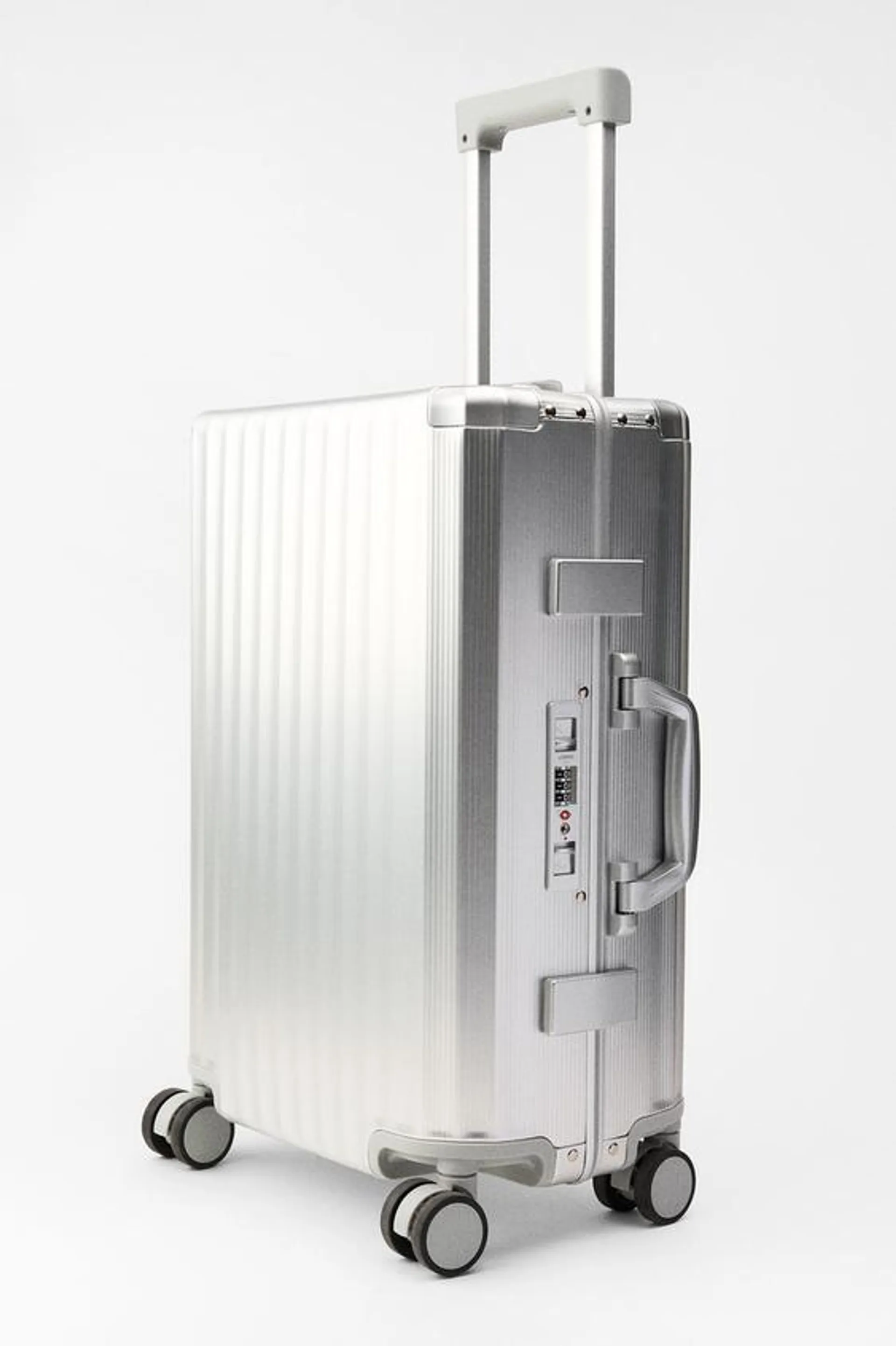 CARRY-ON SUITCASE WITH SAFETY LOCK SKI COLLECTION