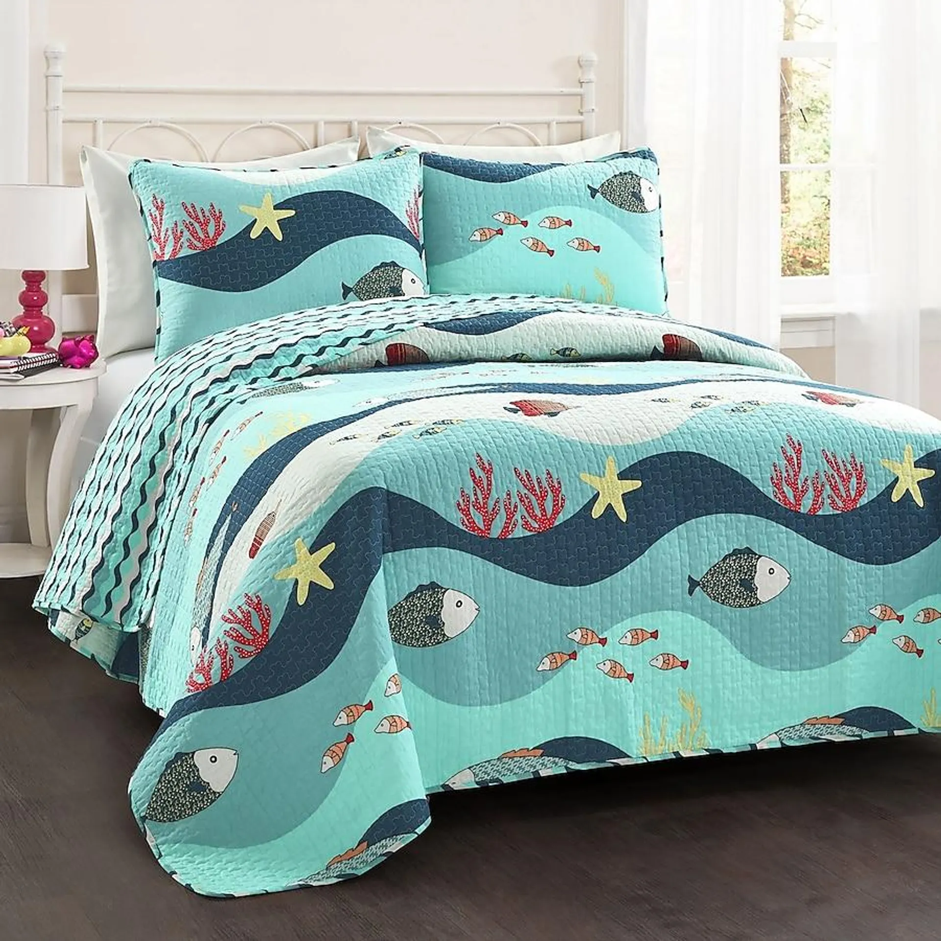 Lush Decor Blue Graphic print Reversible Full/Queen Quilt Cotton