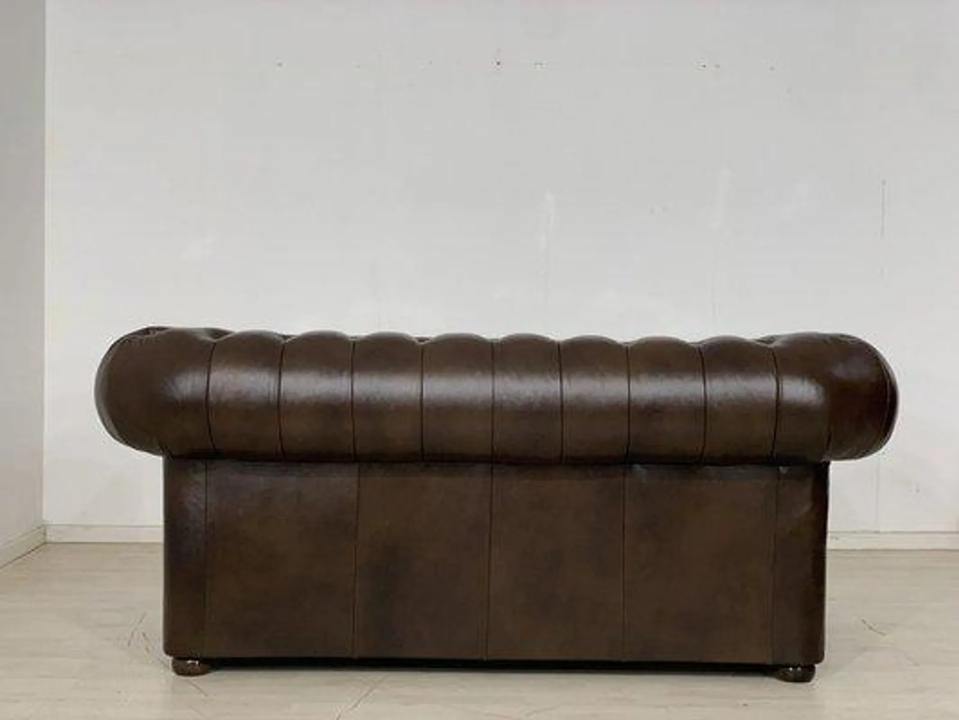 English Chesterfield Sofa in Leather