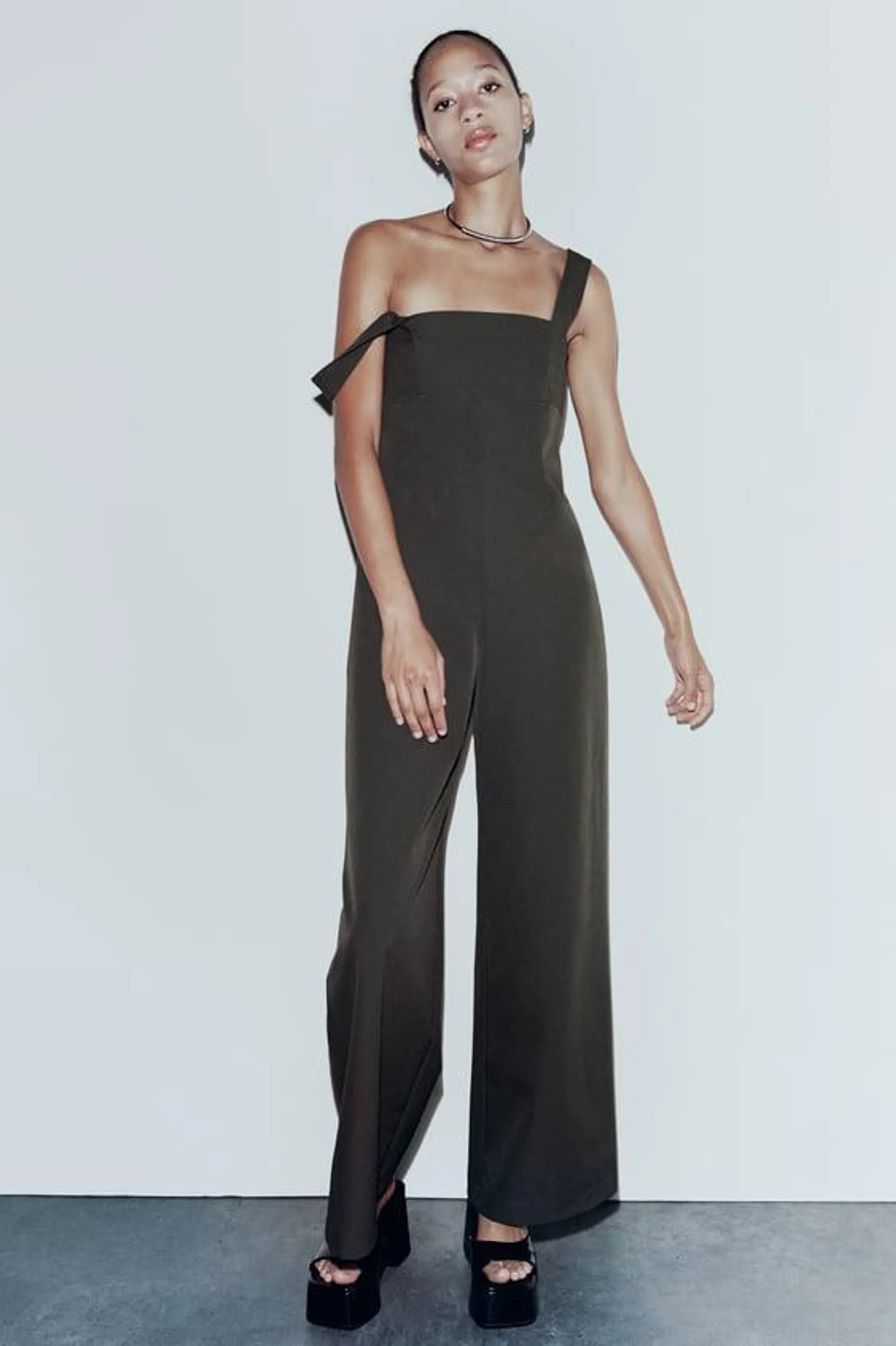FULL LENGTH TECHNICAL JUMPSUIT