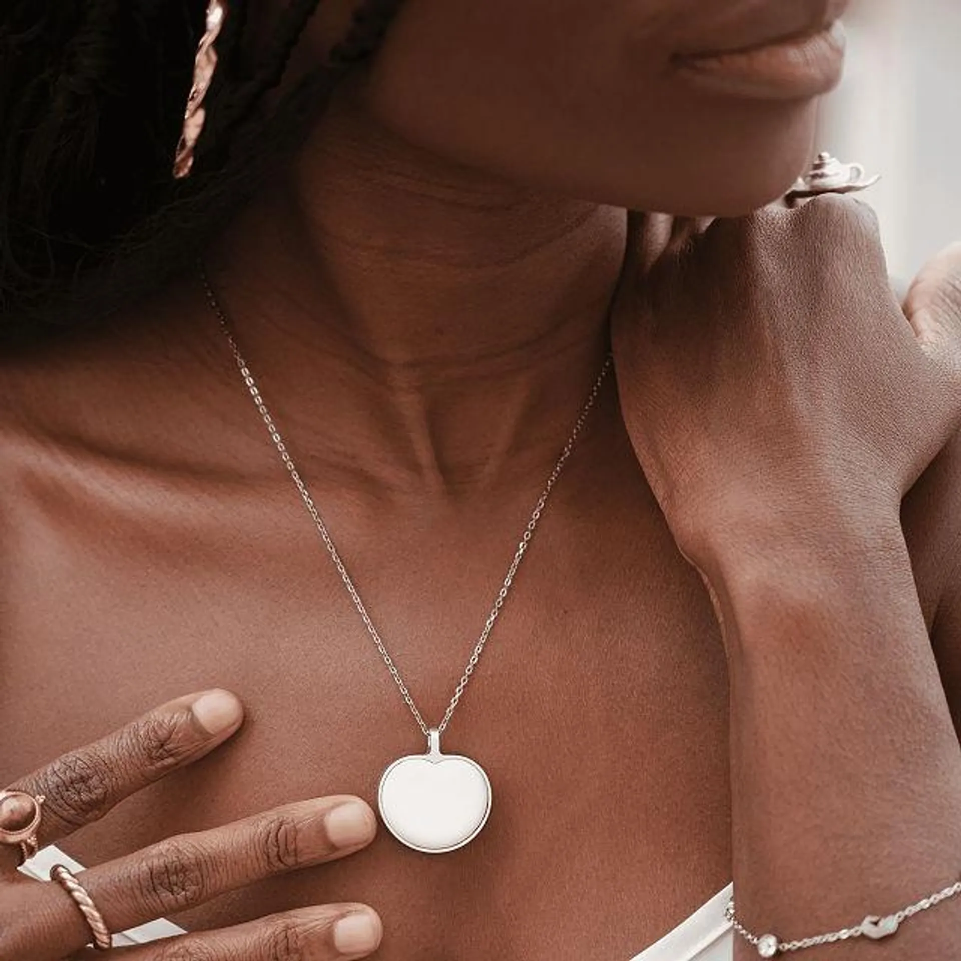 Long Distance Interactive Heartbeat Necklace