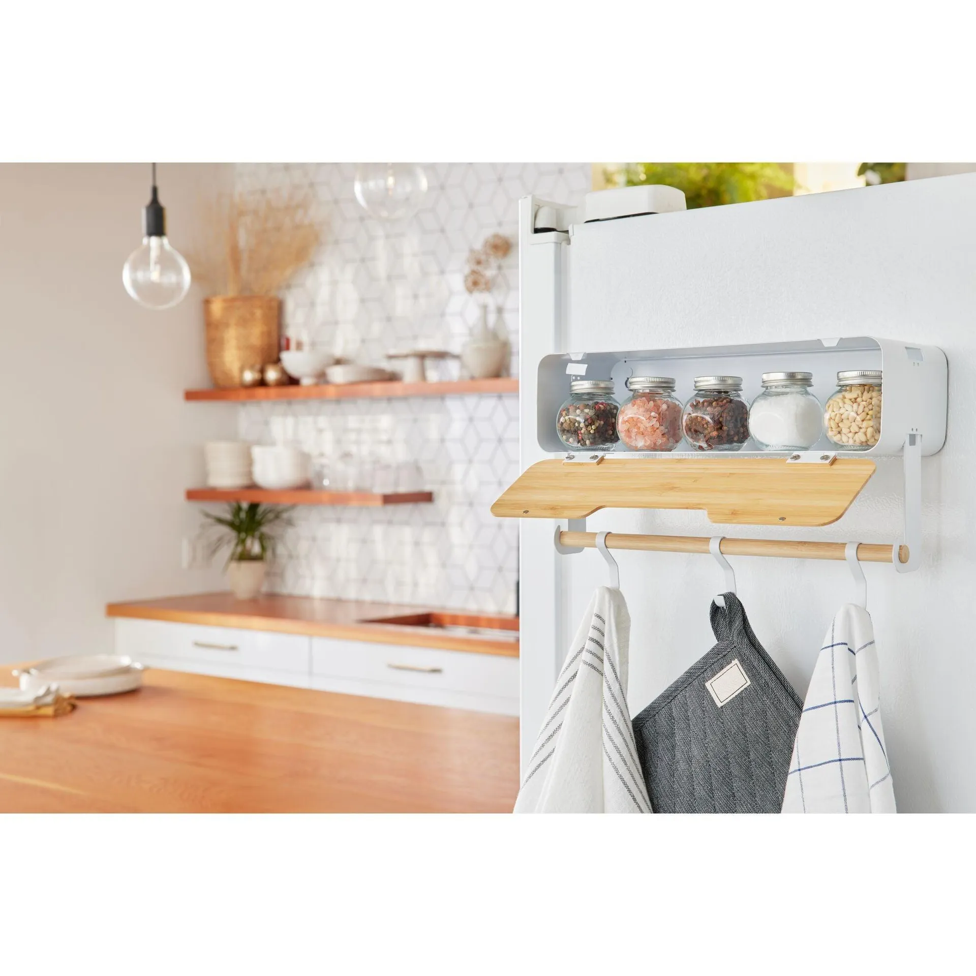 Hanging | Magnetic Rack System, Shelf With Door, White