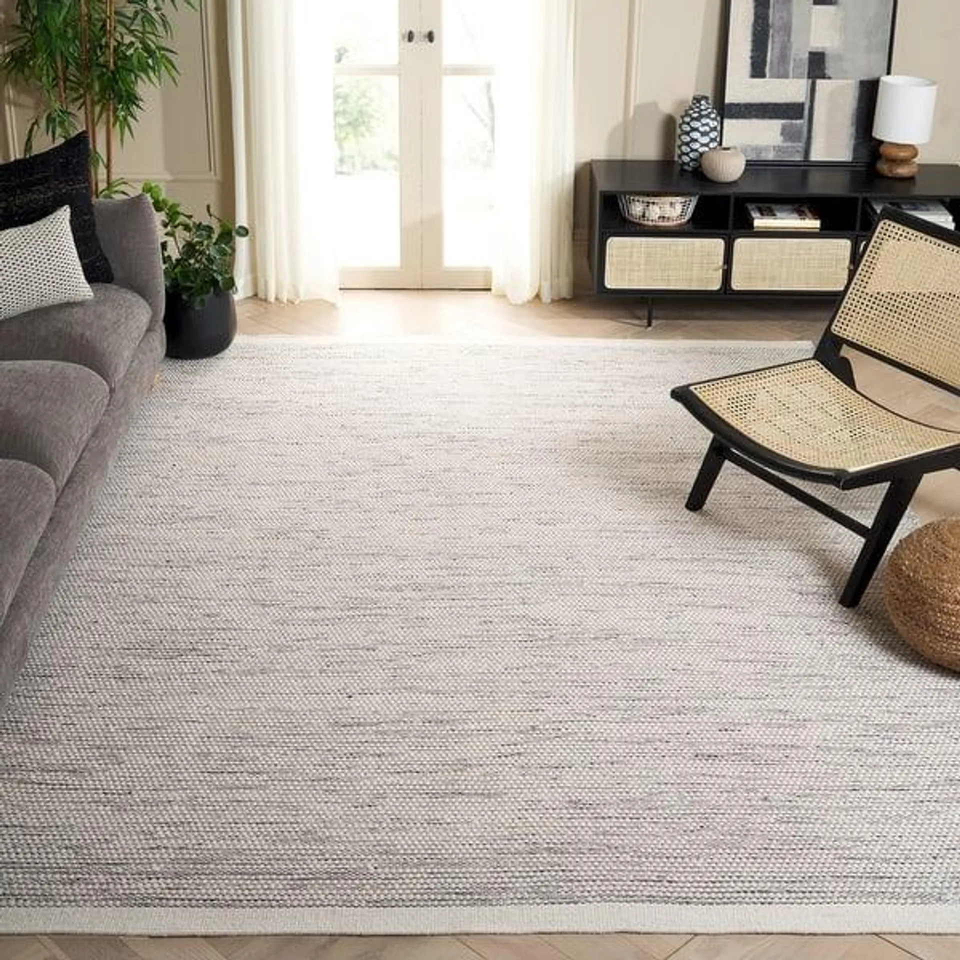 SAFAVIEH Handmade Vermont Raimonda Wool Rug