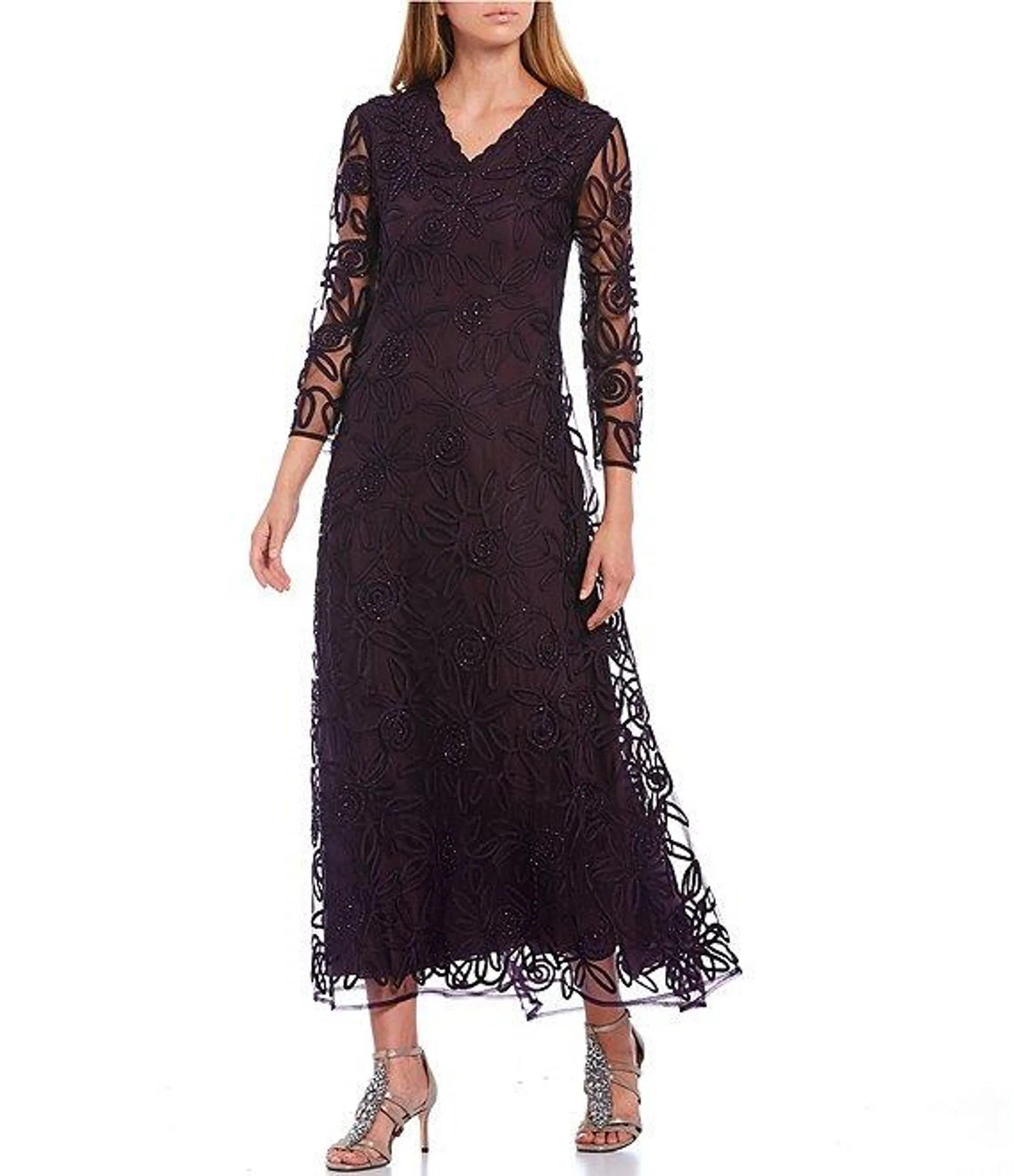 Soutche Beaded Floral Lace V-Neck 3/4 Sleeve Waistless Gown