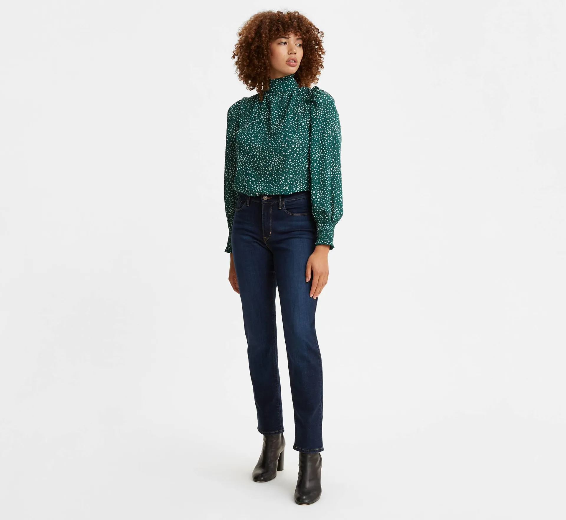 Classic Straight Fit Women's Jeans