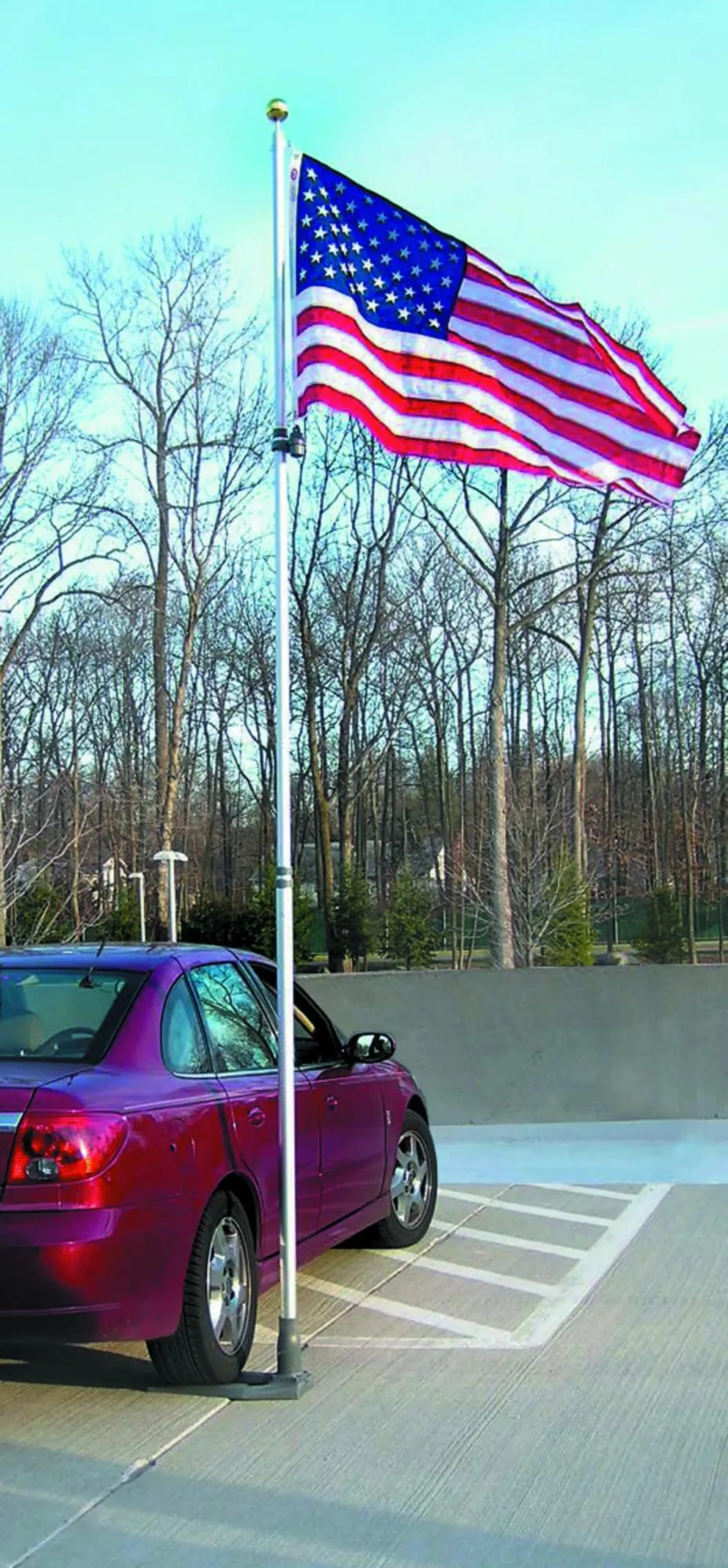 Annin 19' Telescoping Flagpole and 60" x 36" American Flag