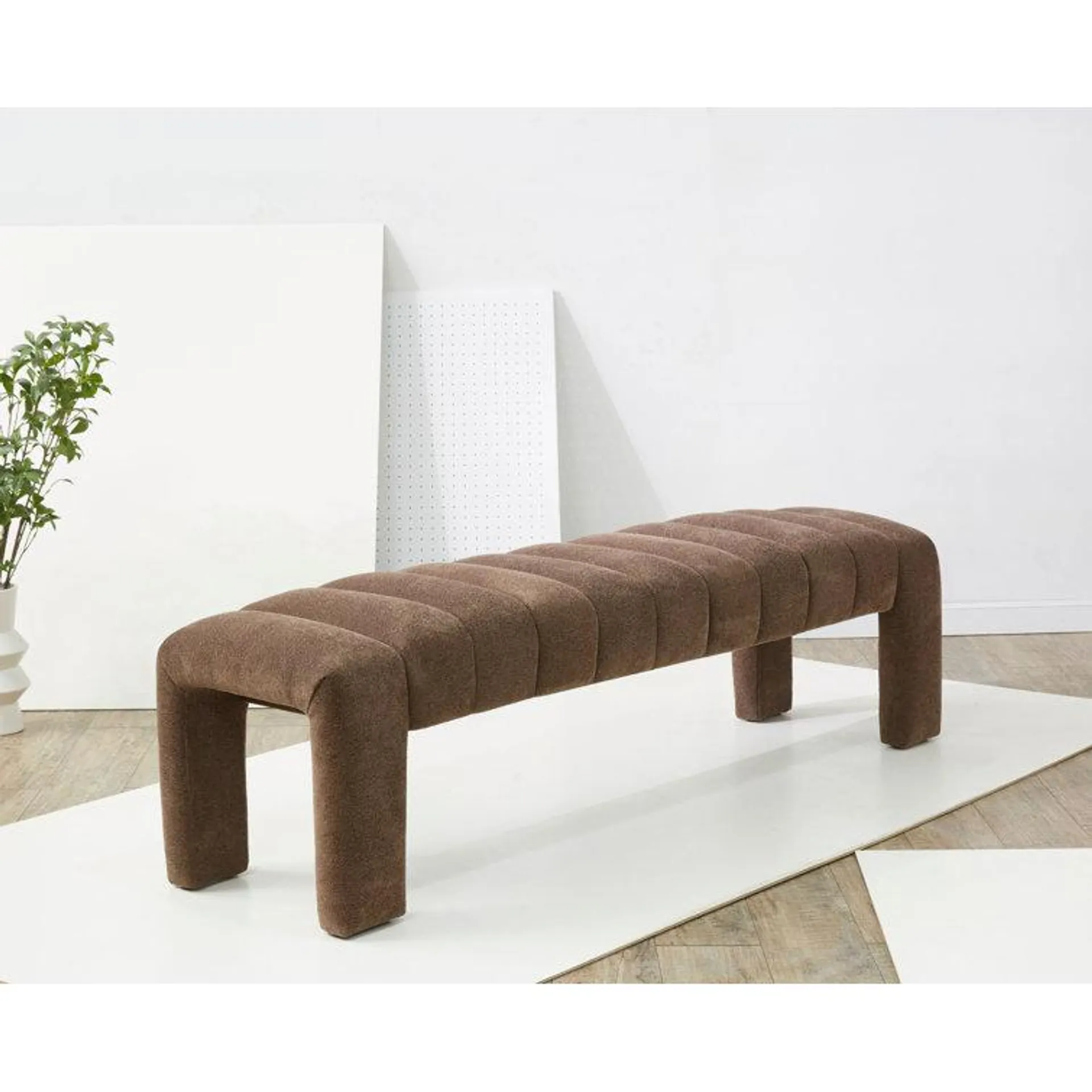 Gliese Bench