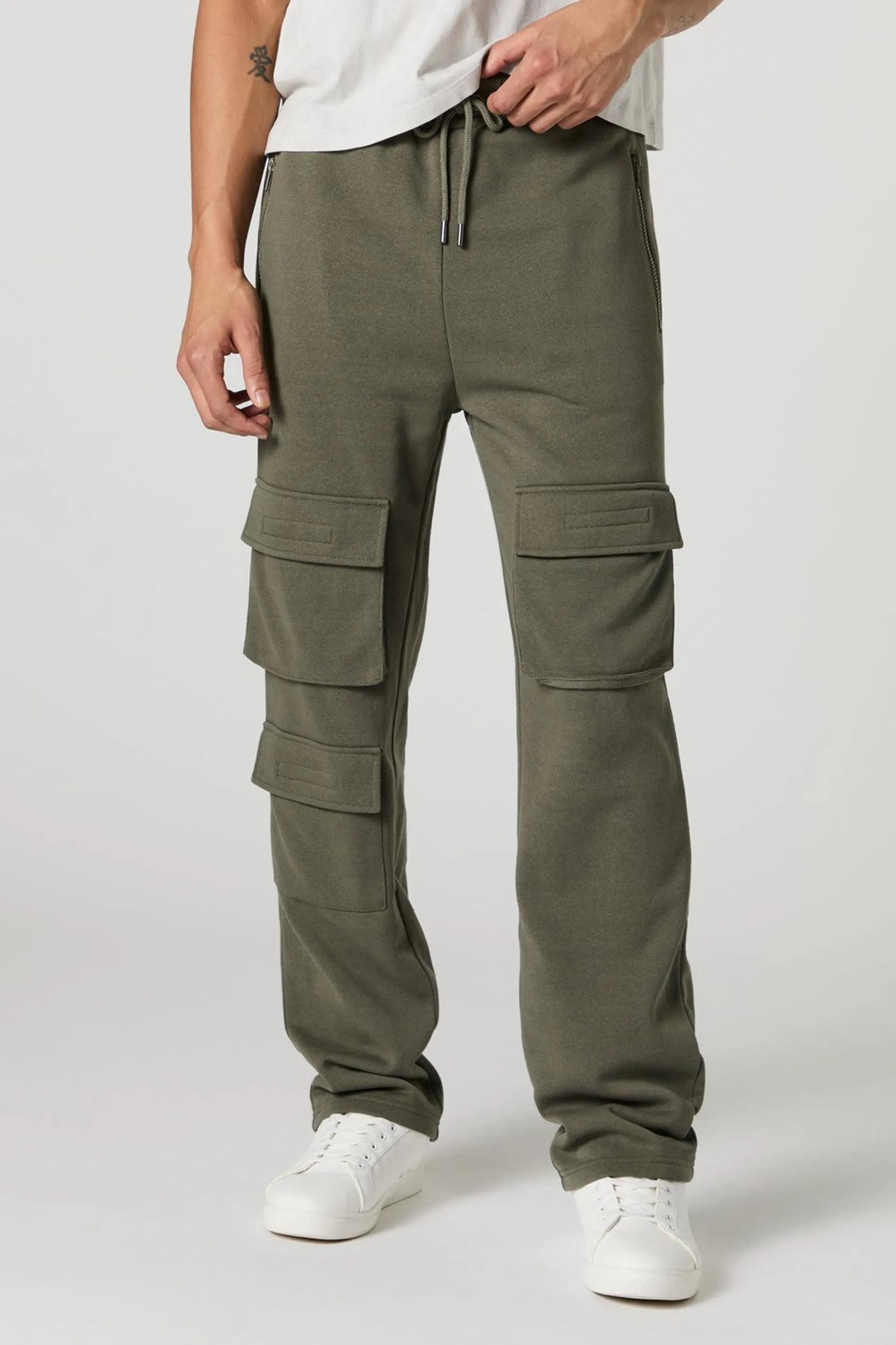 Fleece Multi Pocket Cargo Sweatpant