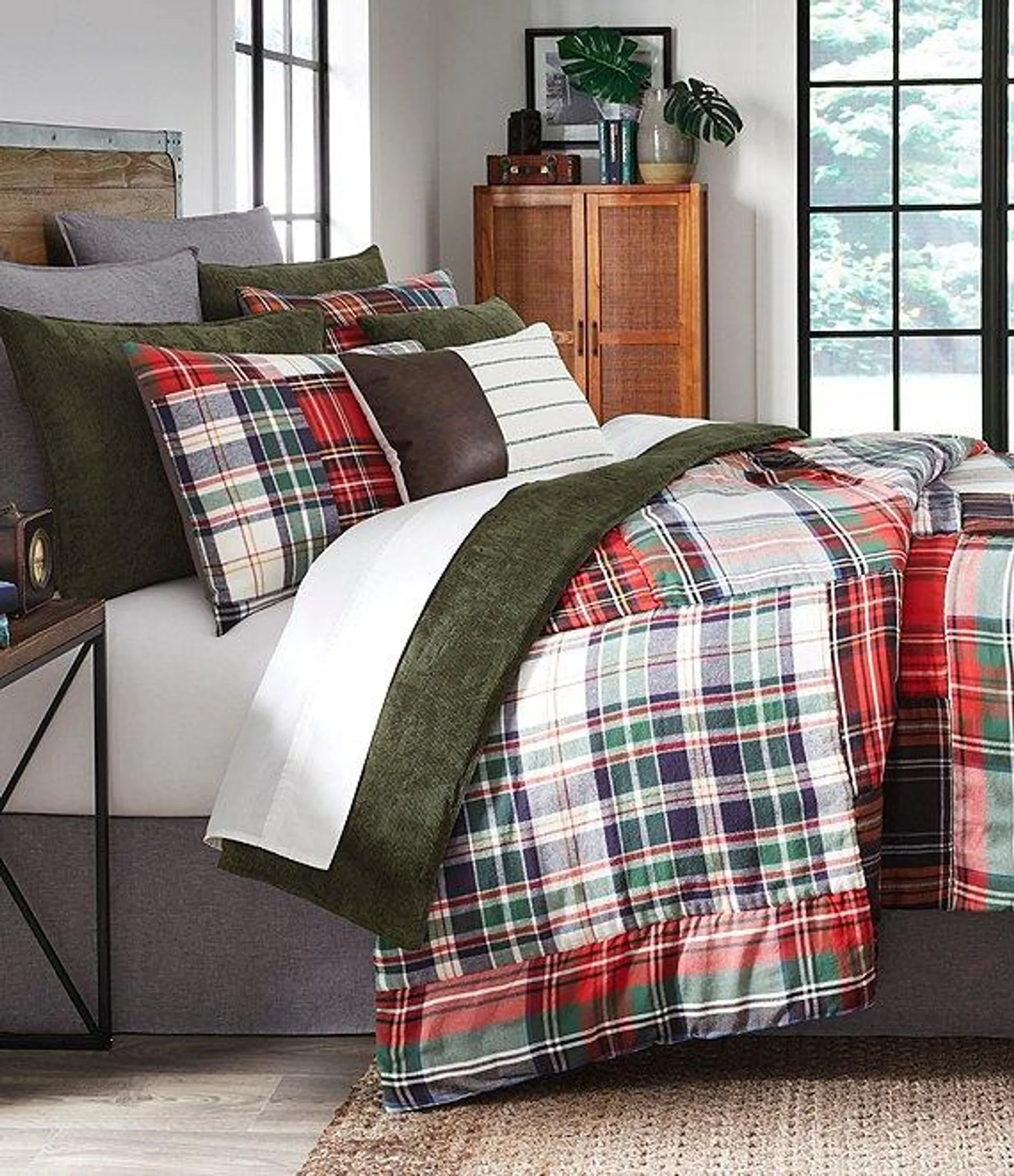 Reeves Patchwork Plaid Comforter Mini Set