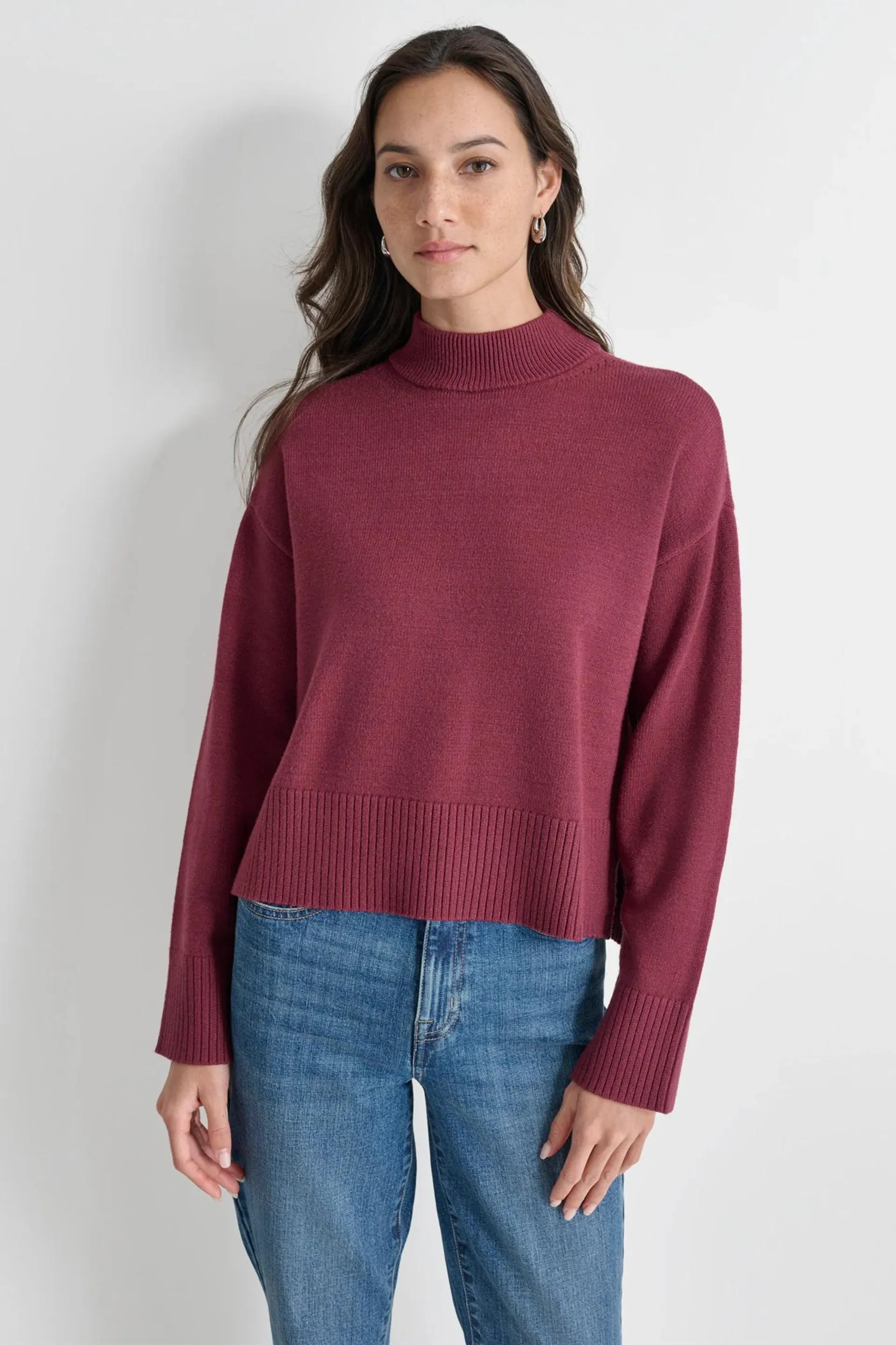 MOCK NECK HIGH LOW SWEATER