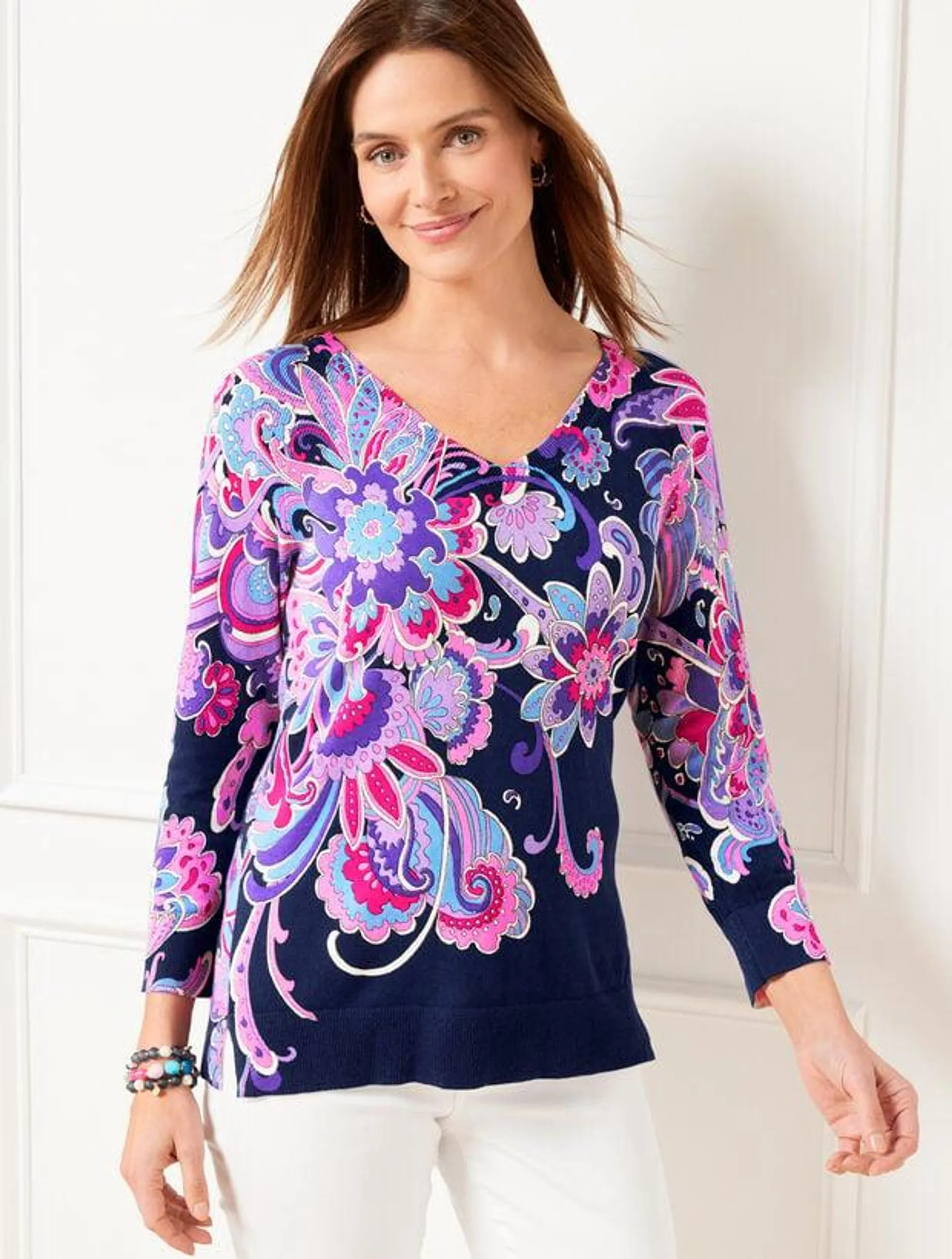 V-Neck Pullover - Swirl Floral