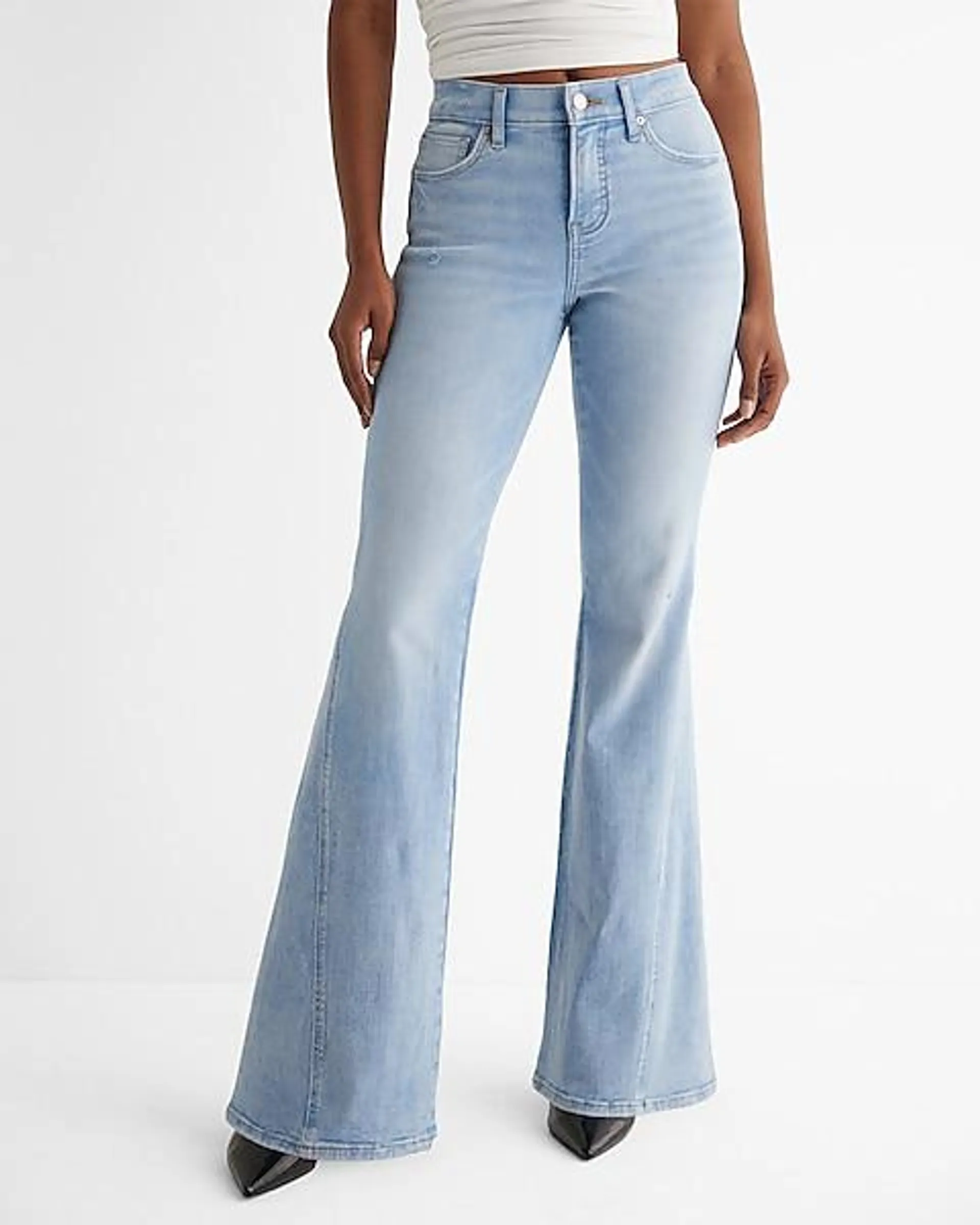 Mid Rise Light Wash Slant Seam '70s Flare Jeans