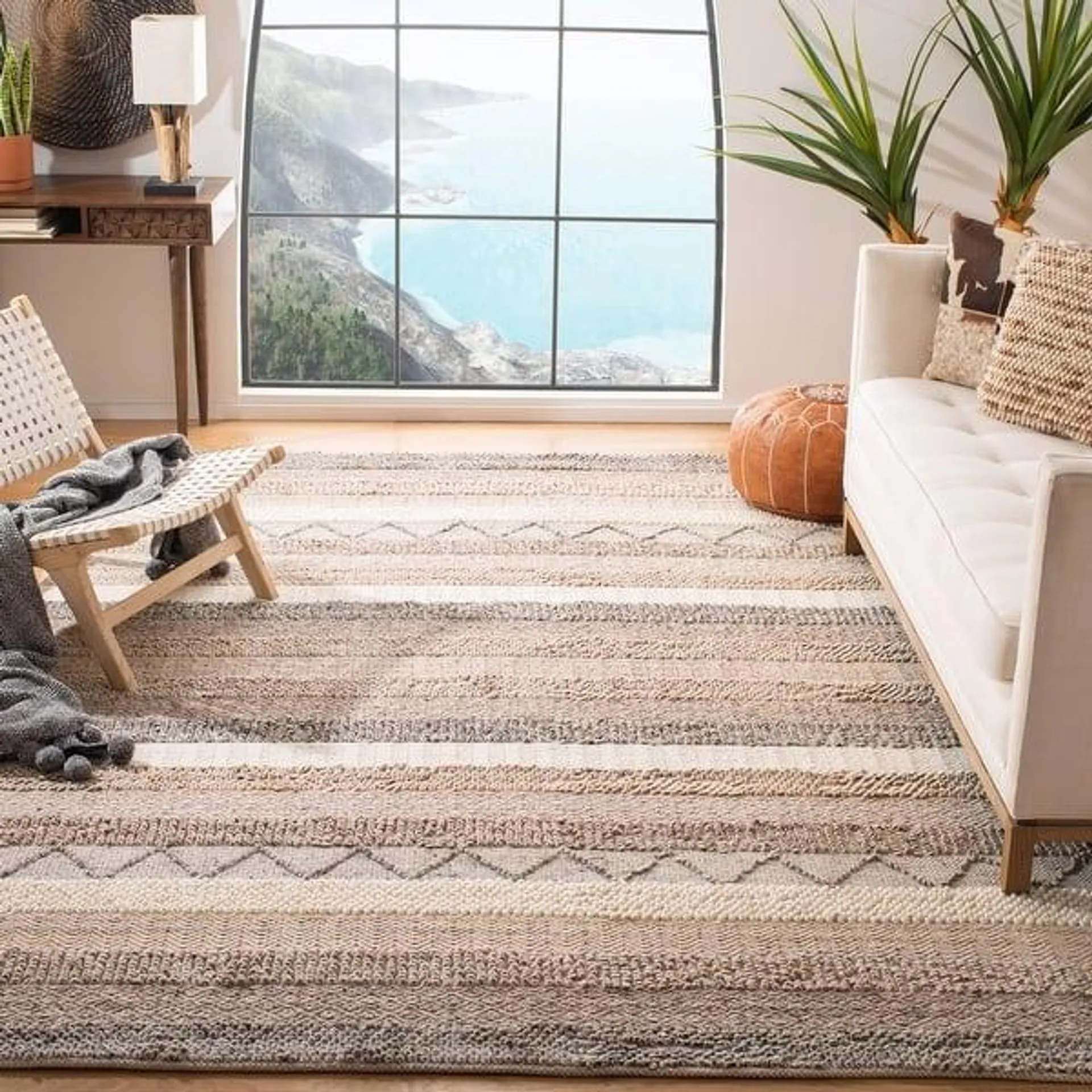 SAFAVIEH Handmade Natura Fanette Wool Rug