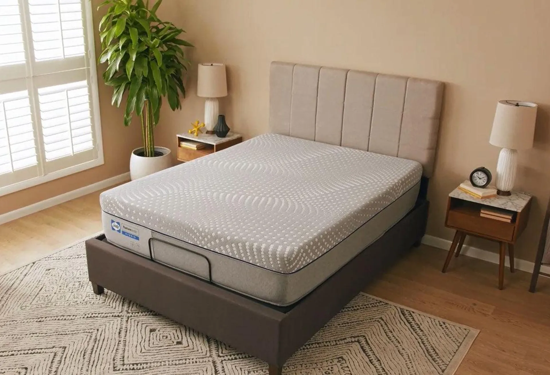 Sealy Posturepedic Hybrid Lacey Soft 13" Mattress