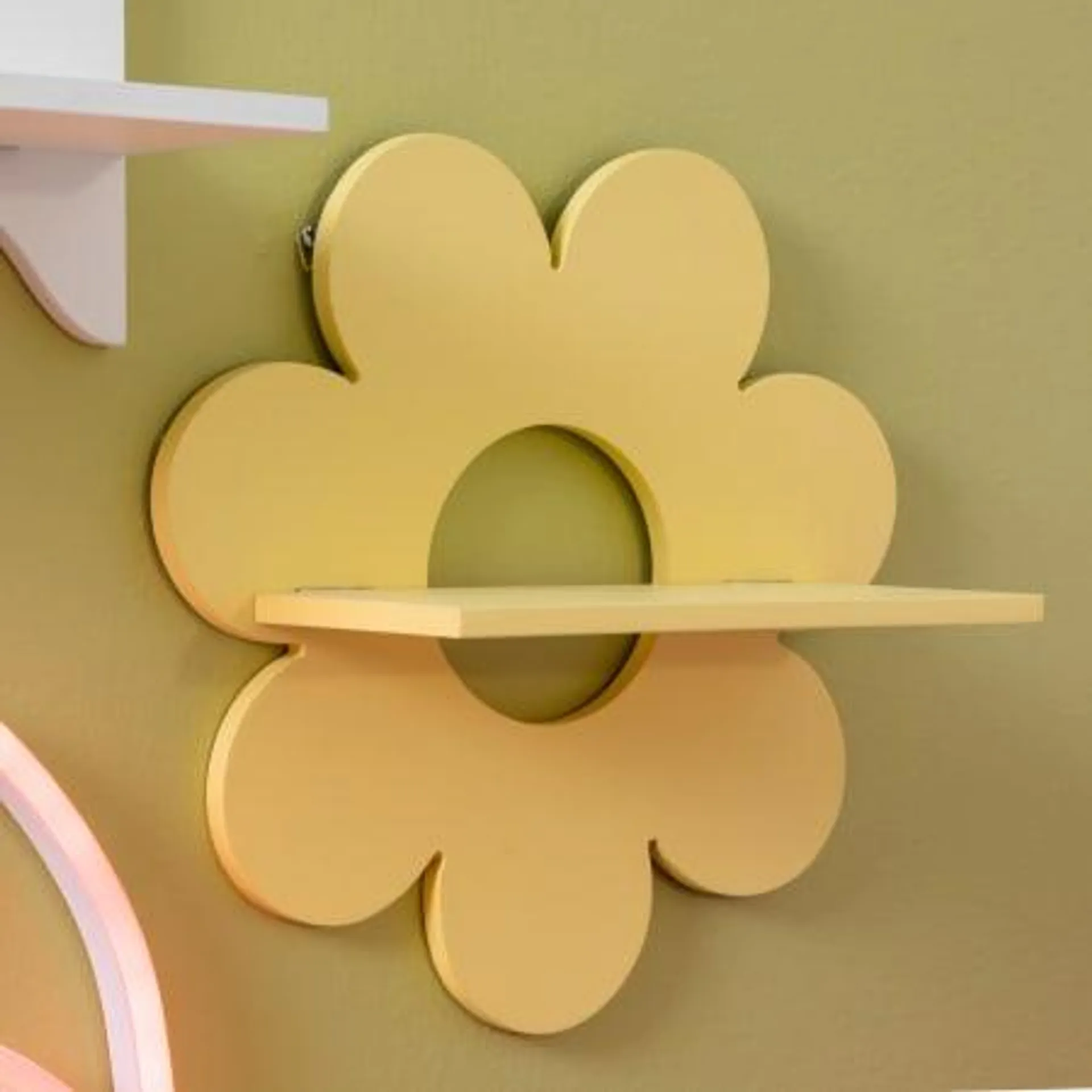 Daisy Decorative Wall Shelf 10in