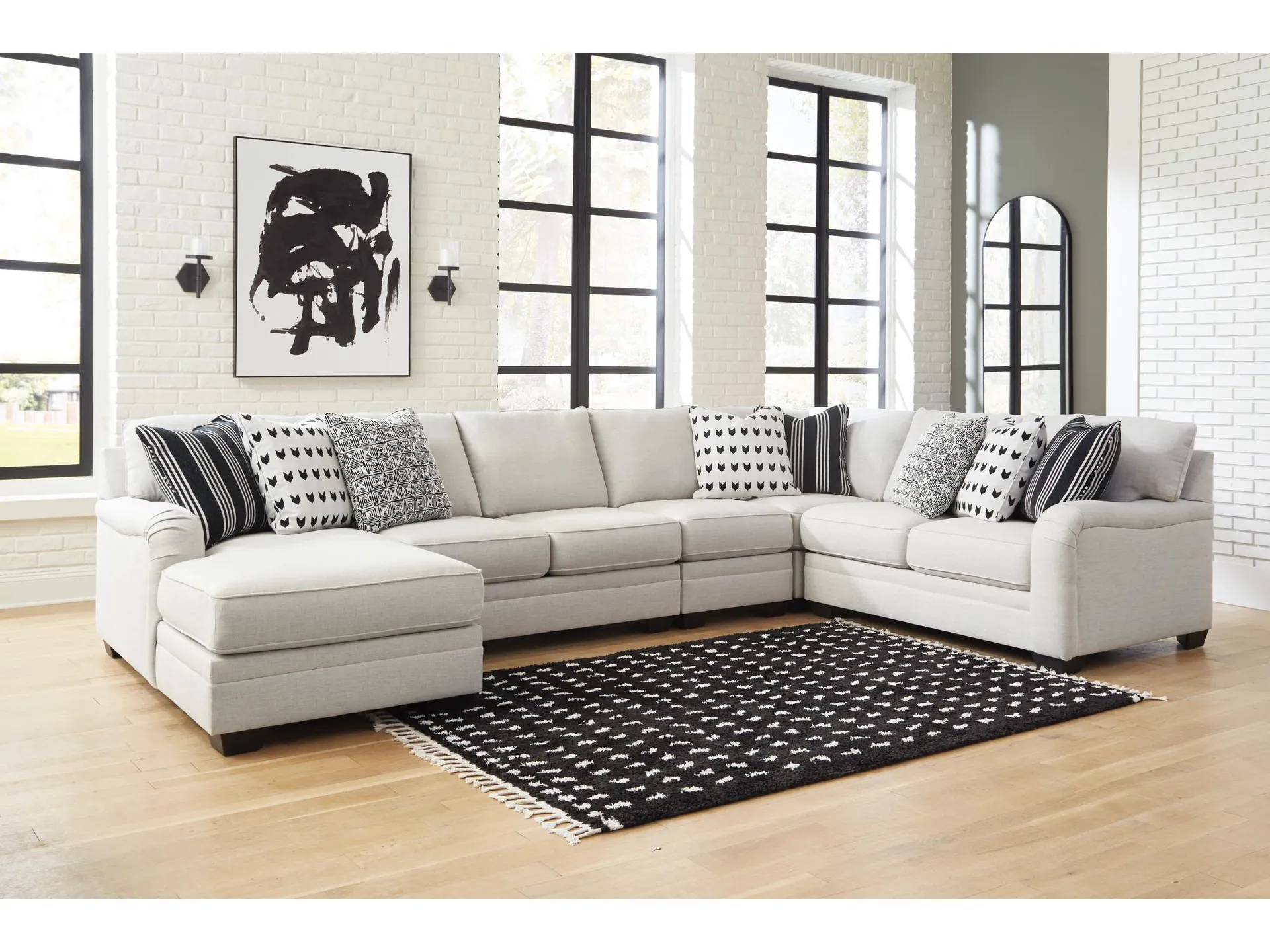 Huntsworth 5-Piece Sectional with Chaise