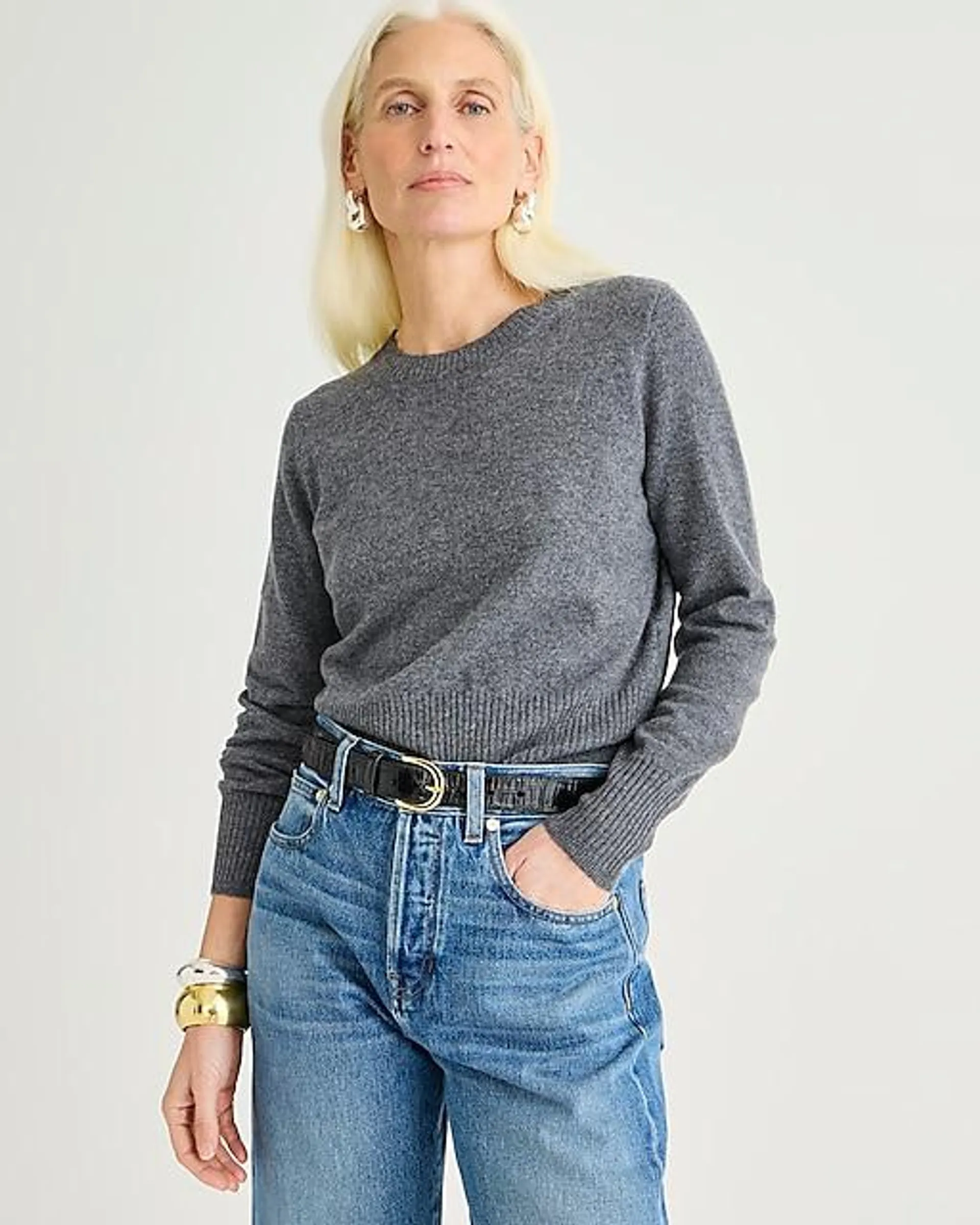 Cashmere shrunken crewneck sweater