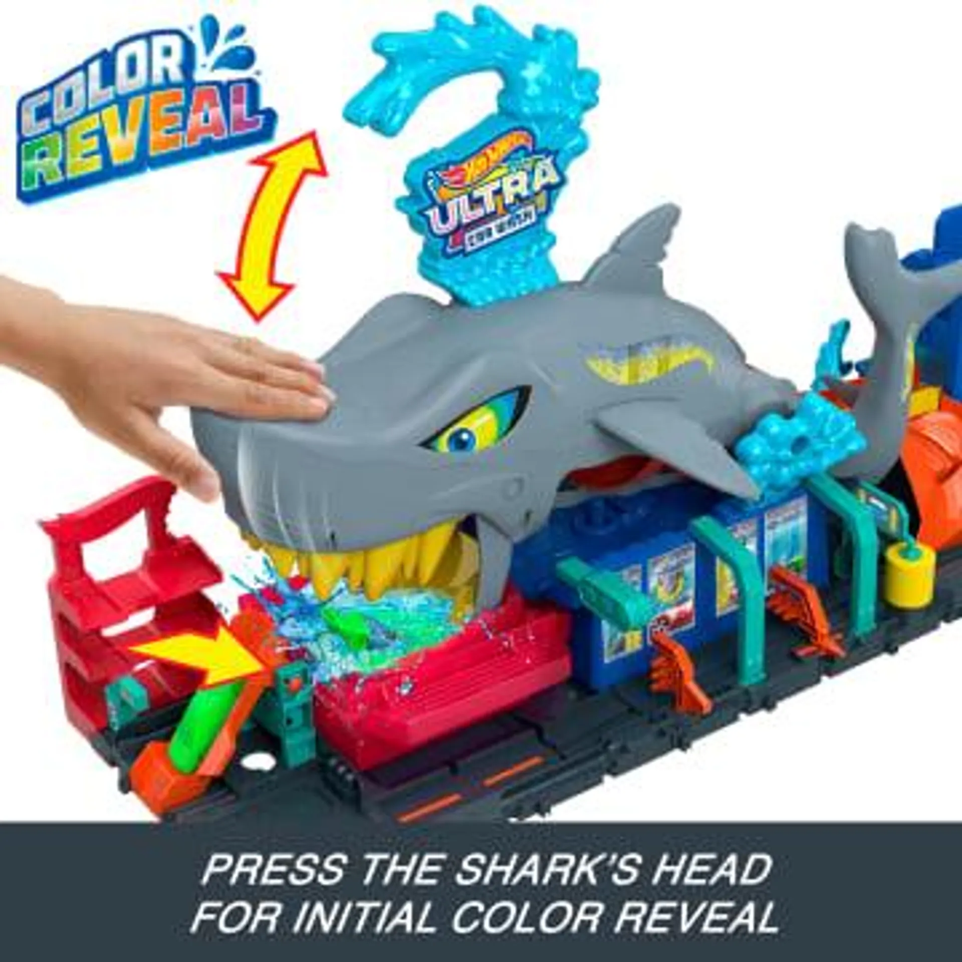 Hot Wheels City Ultra Shark Car Wash With Color Reveal Toy Car in 1:64 Scale