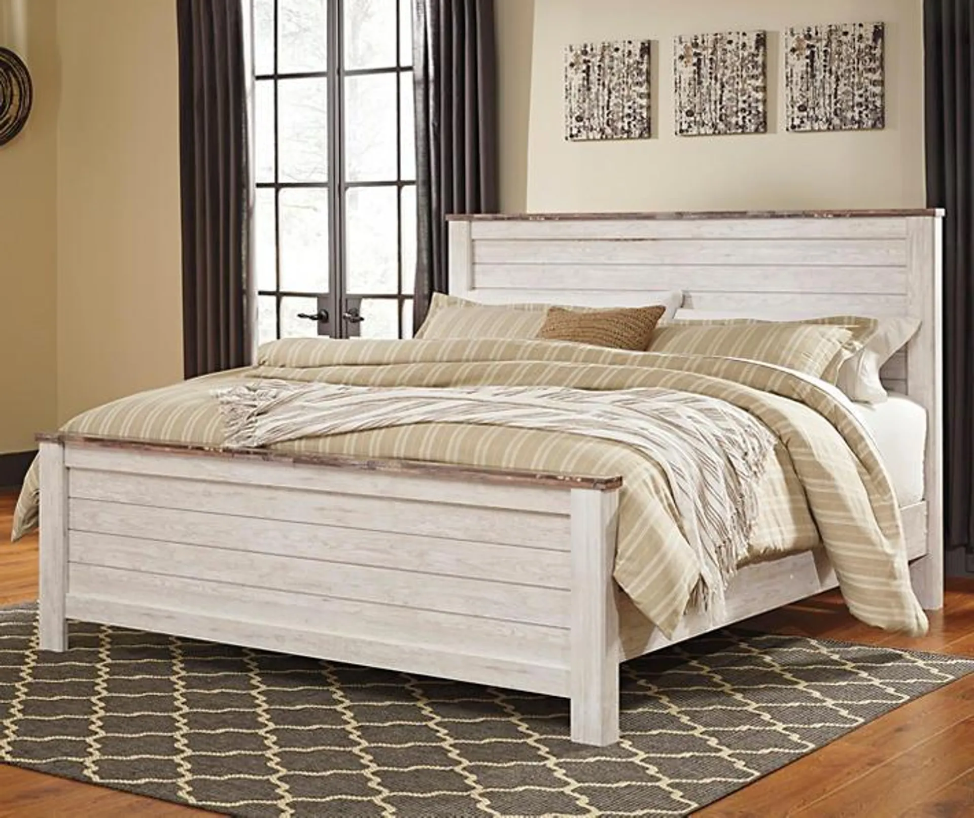 Signature Design By Ashley Willowton King Panel Bed