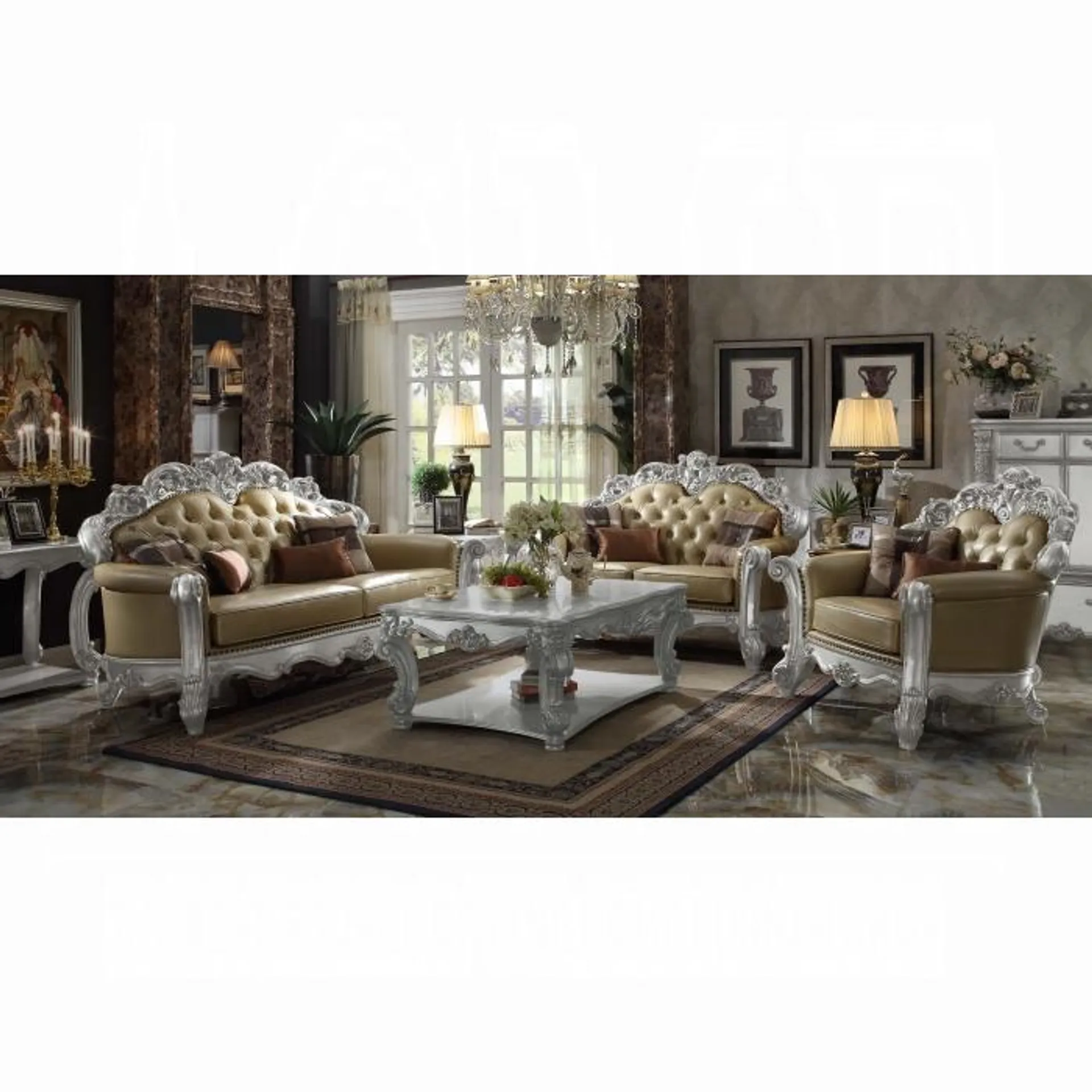 Vendome Loveseat W/3 Pillows