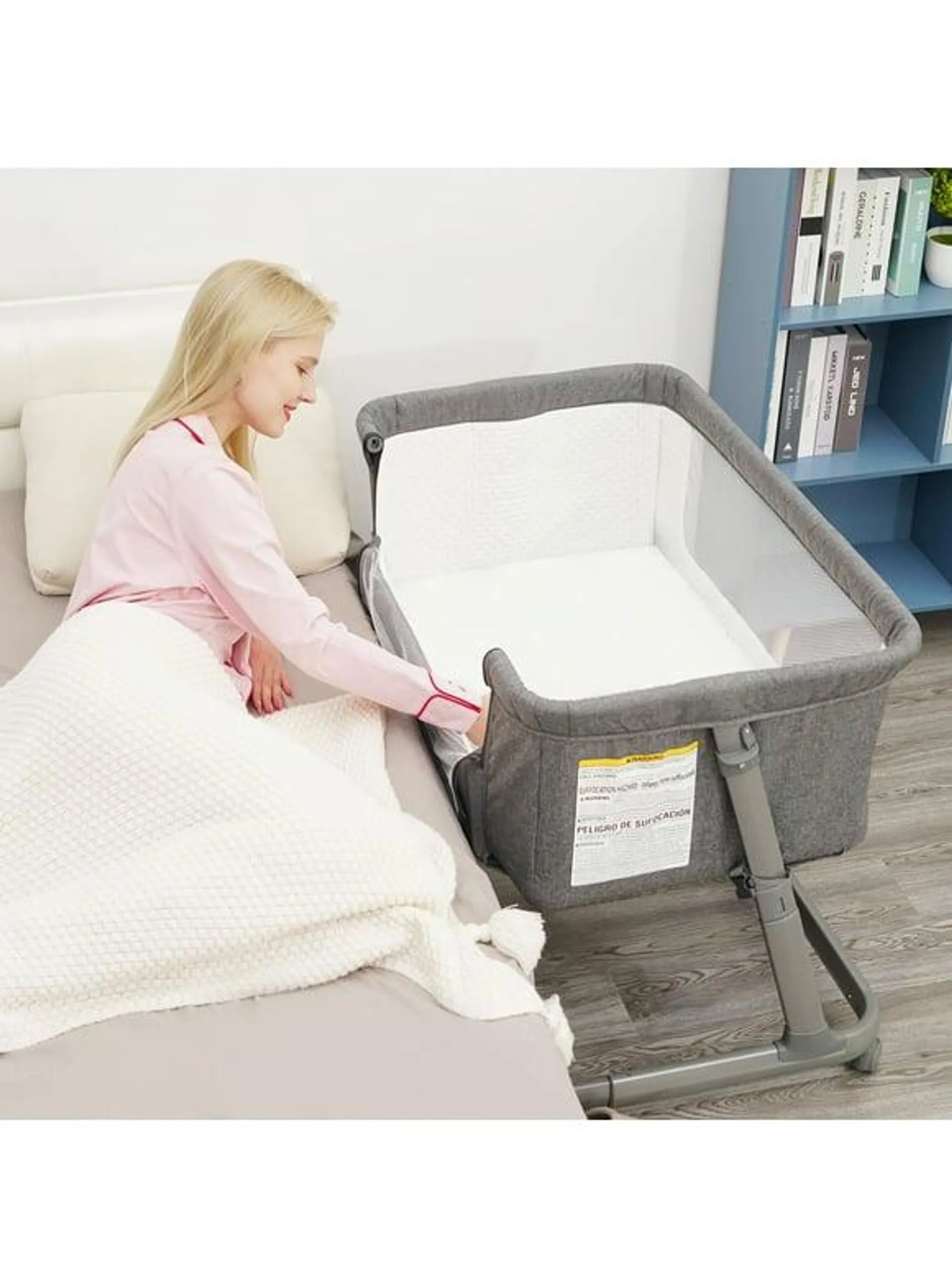 Pamo Babe Unisex Infant Flat Bedside Sleeper Bassinet with Wheels and Folding Frame For 0-9 months Baby (Grey)