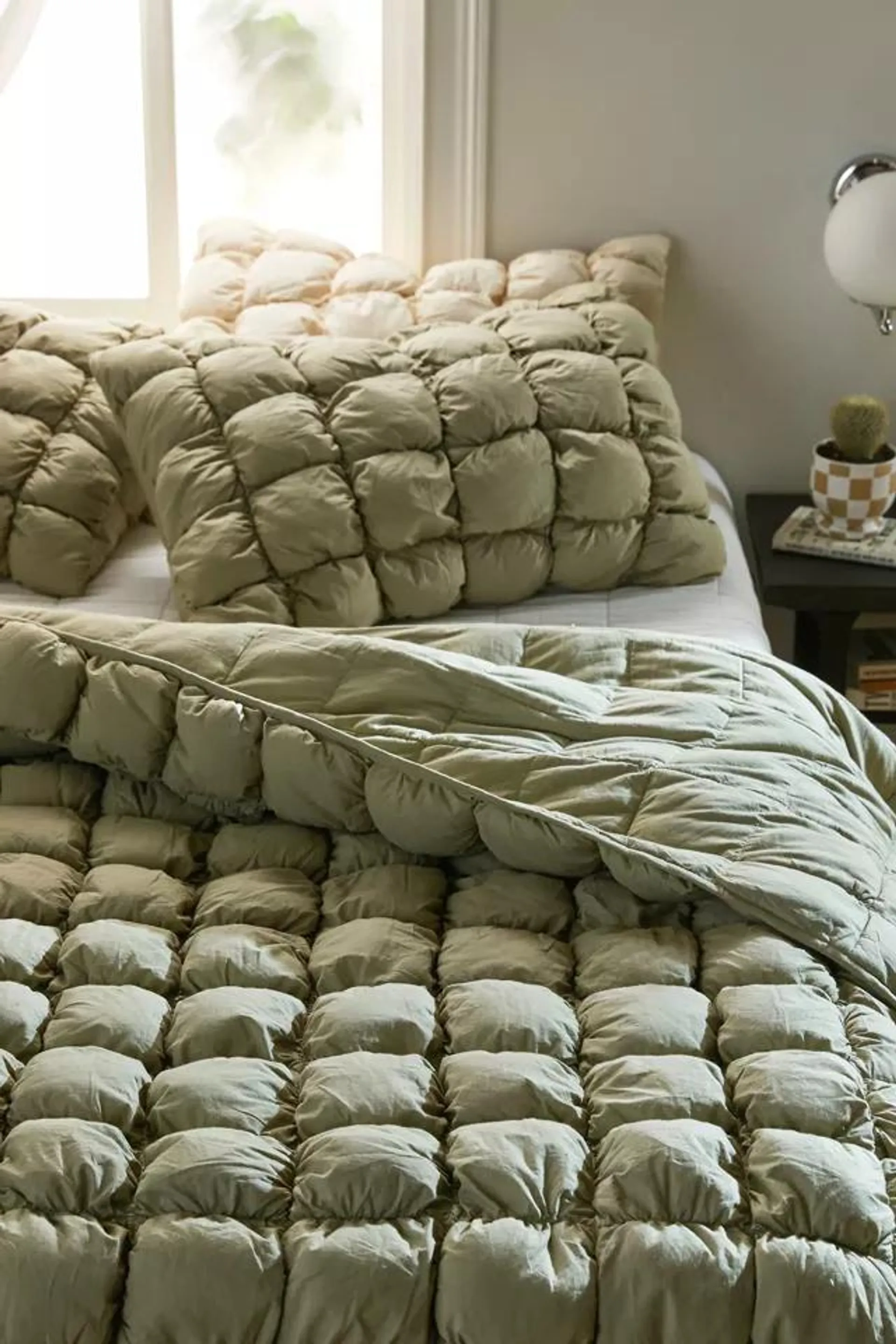 Marshmallow Puff Stitch Comforter