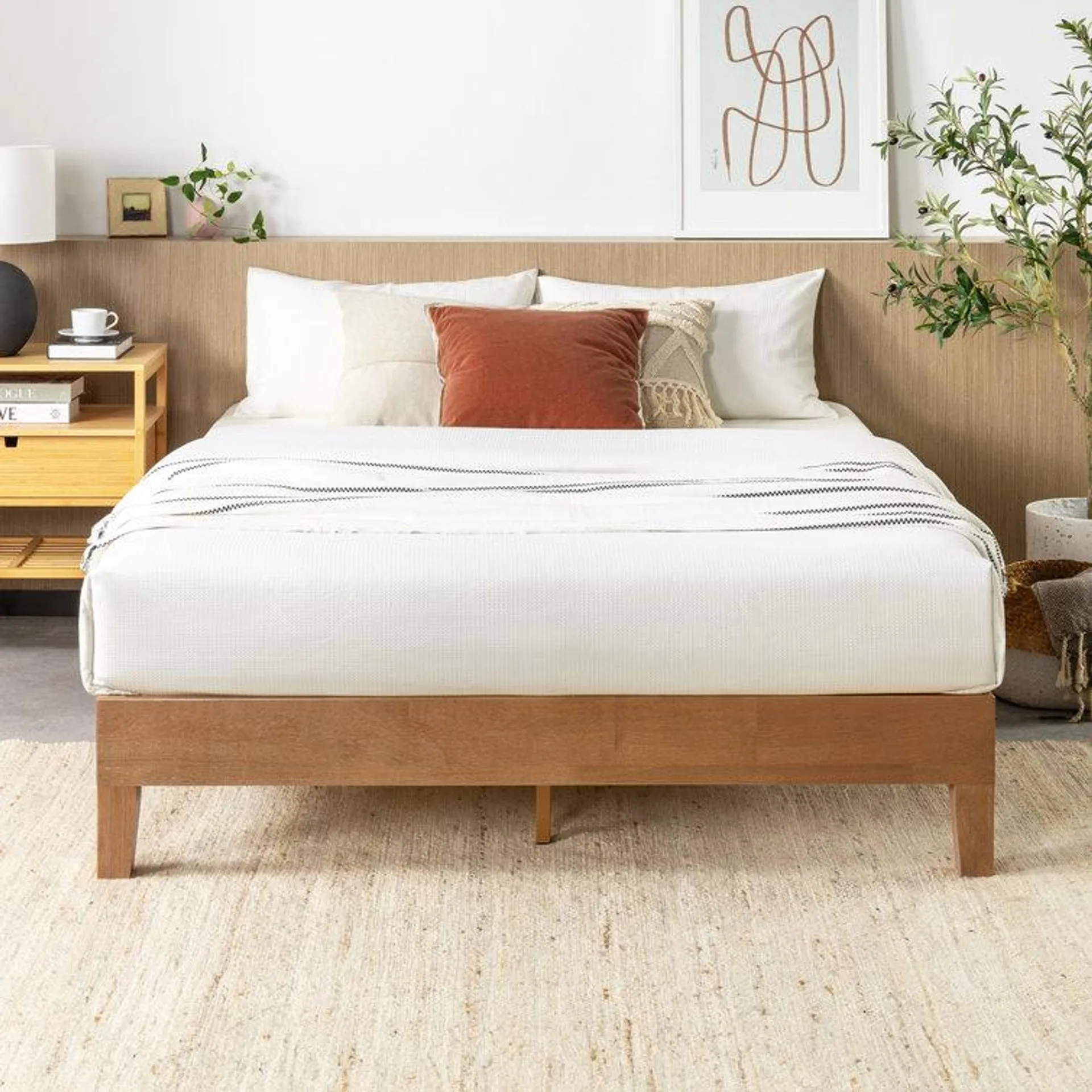 Amaryn Solid Wood Bed