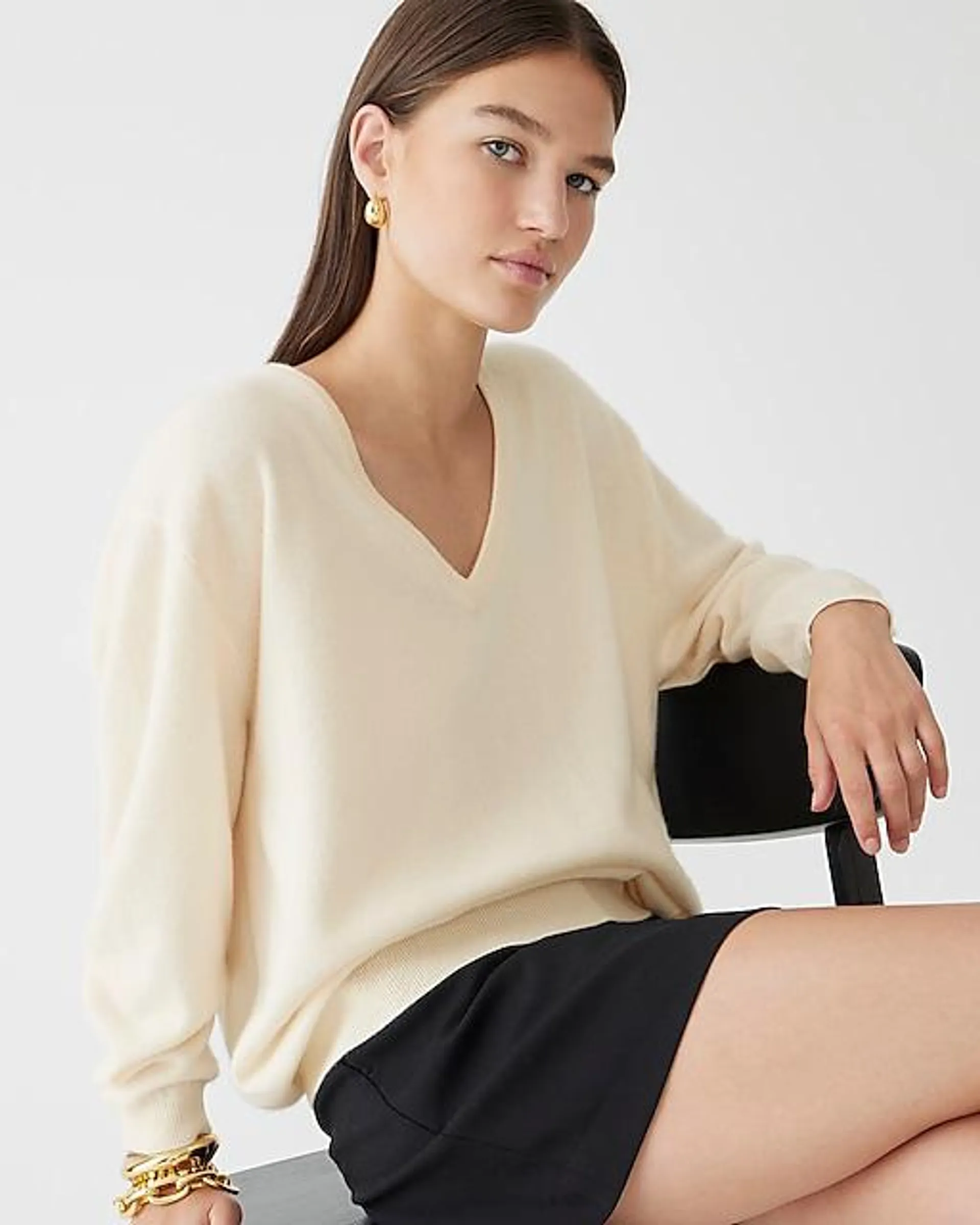 Cashmere relaxed V-neck sweater