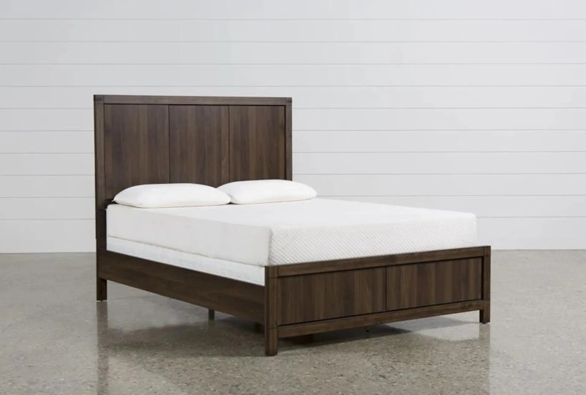 Willow Creek Full Brown Wood Panel Bed