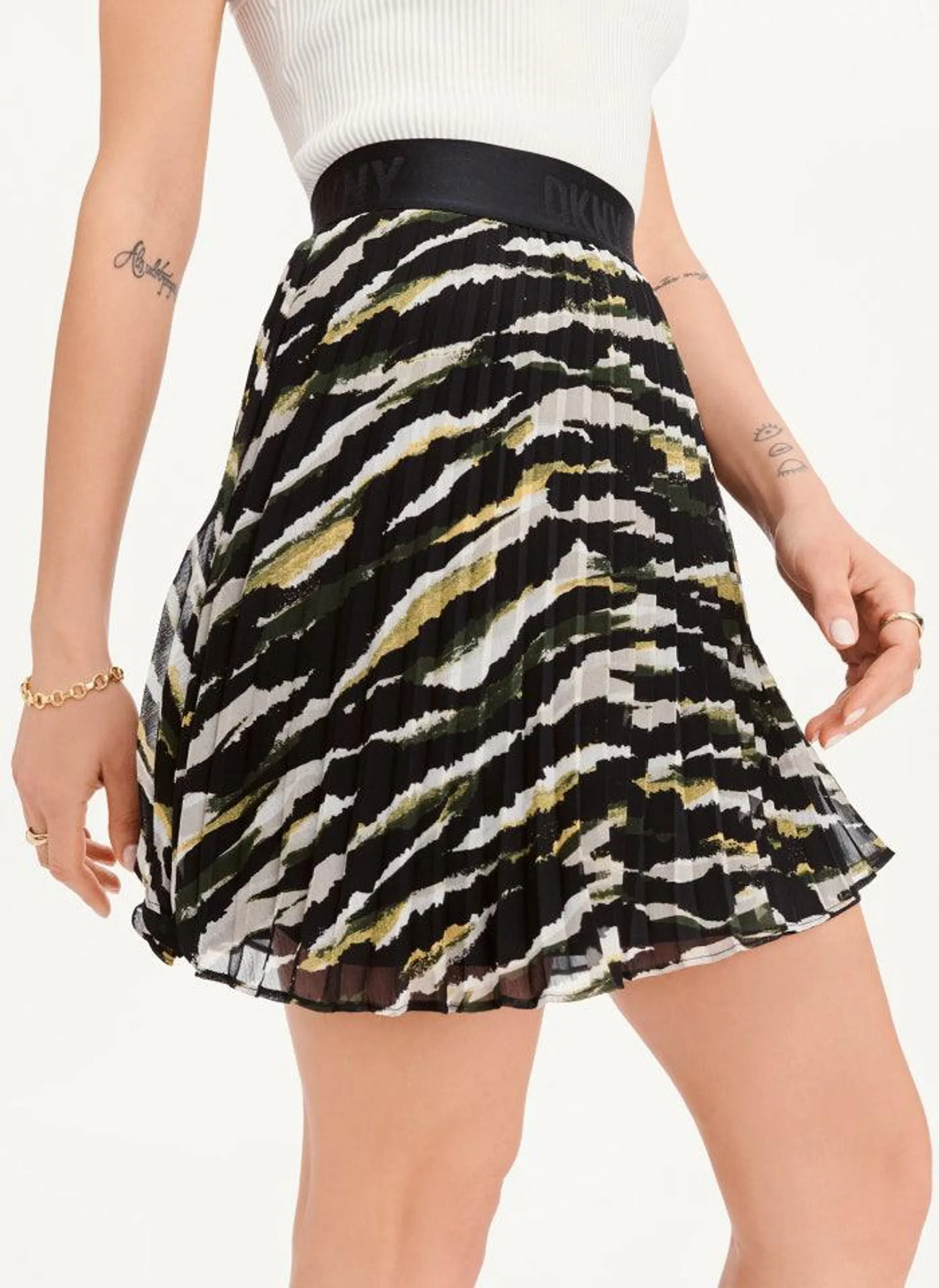 Printed Pull-On Pleated Short Skirt