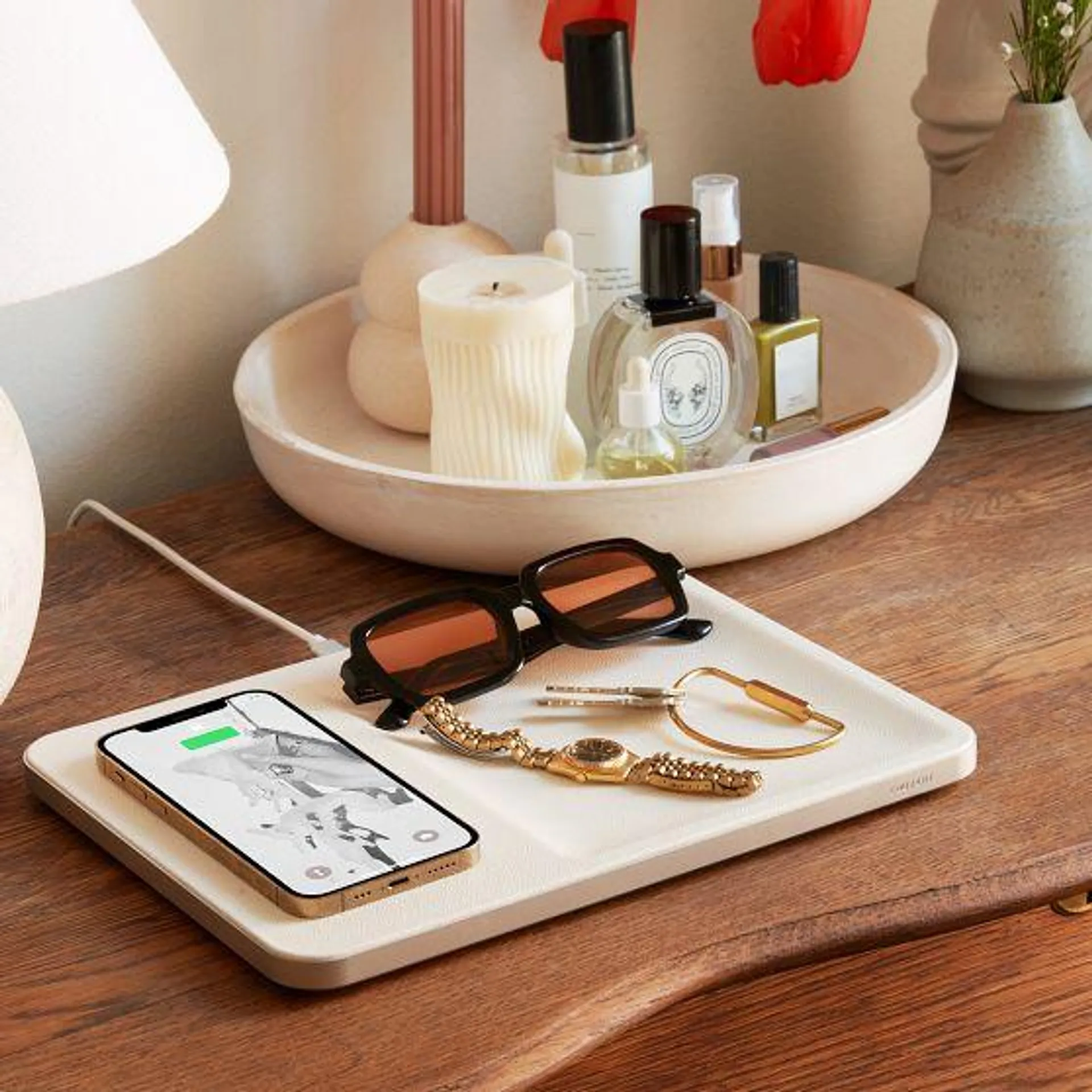 Courant Wireless Charging Accessory Tray