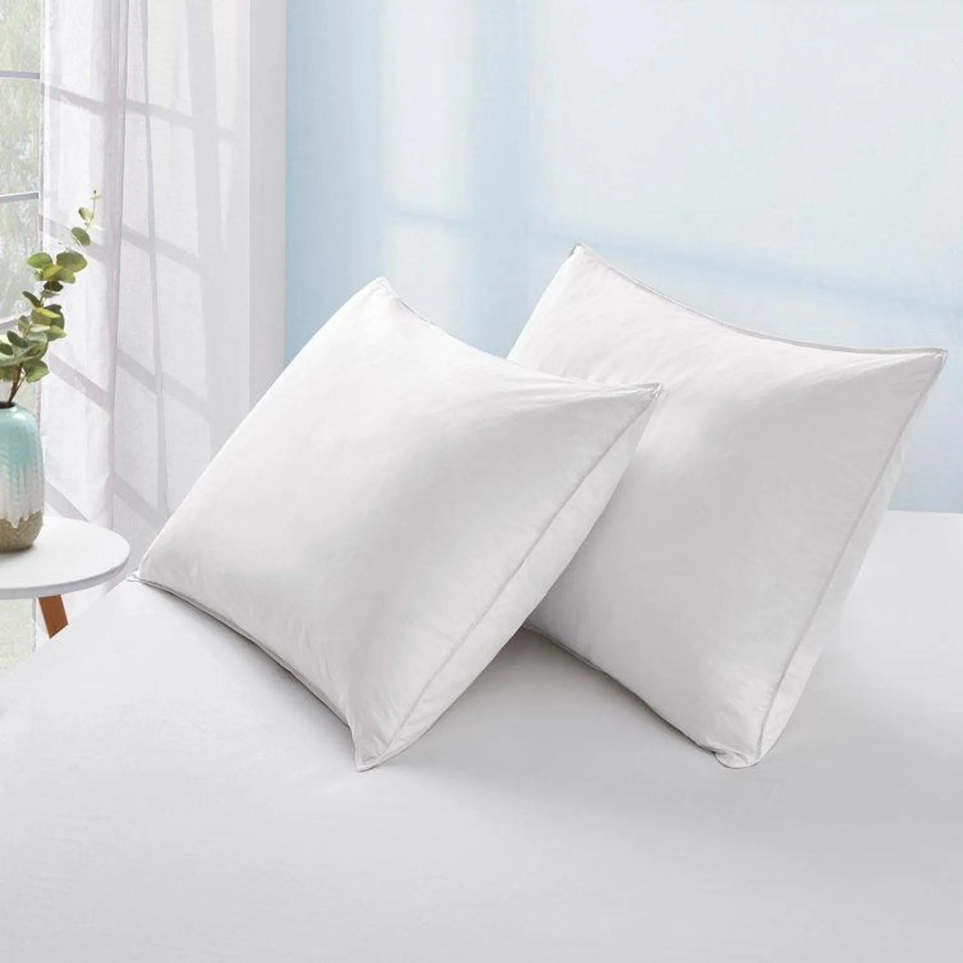 Kade Down Blend Medium Pillow