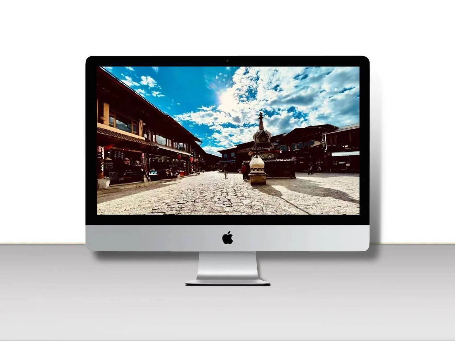 Apple iMac 27" 3.6 GHz Core i9 (I9-9900K) 16GB RAM 3TB HDD + 256GB SSD Storage (5K, 2019) Radeon Pro 575X GPU Keyboard and Mouse included 16GB DDR4 256 GB 3TB