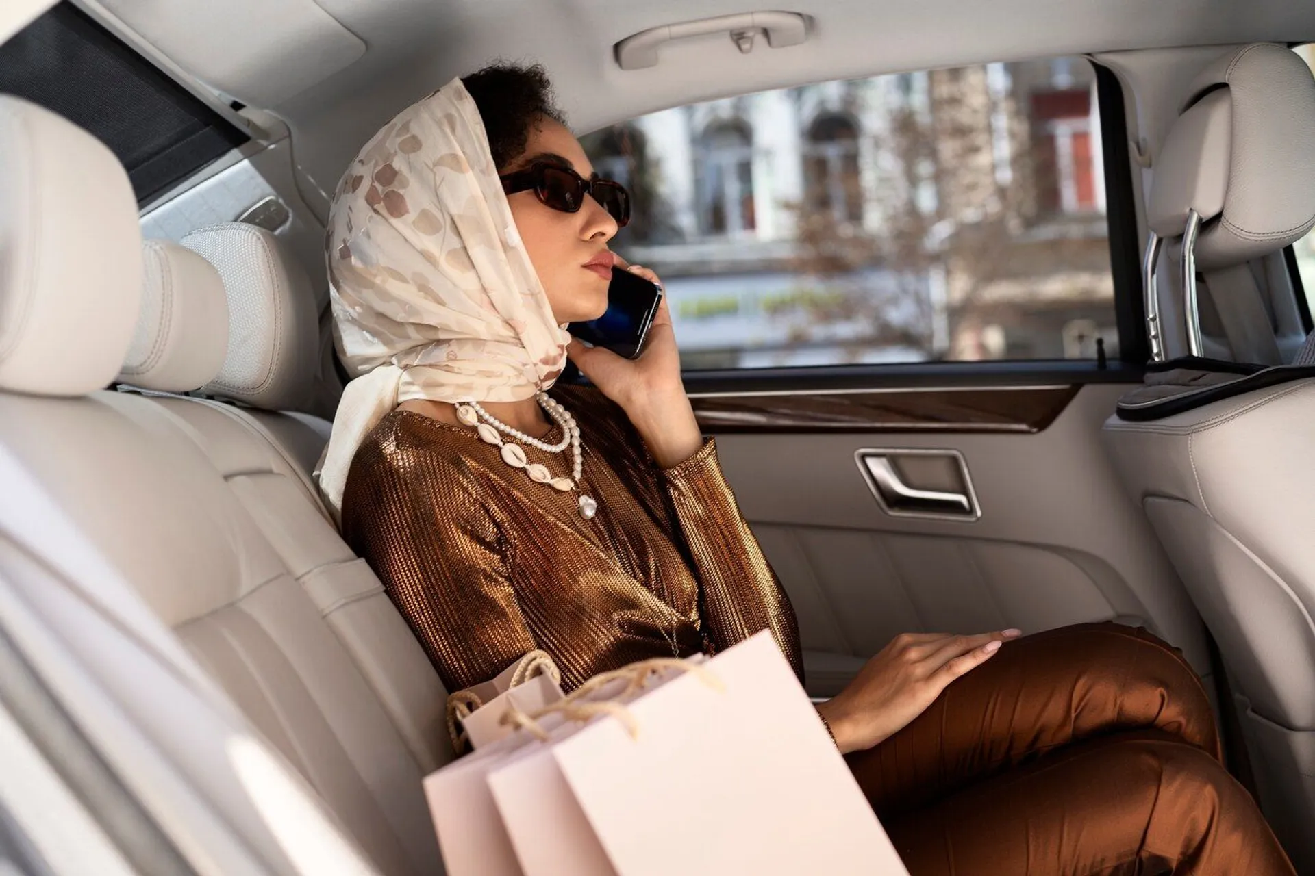 Elegance and Sophistication: Foundation of Arab Fashion