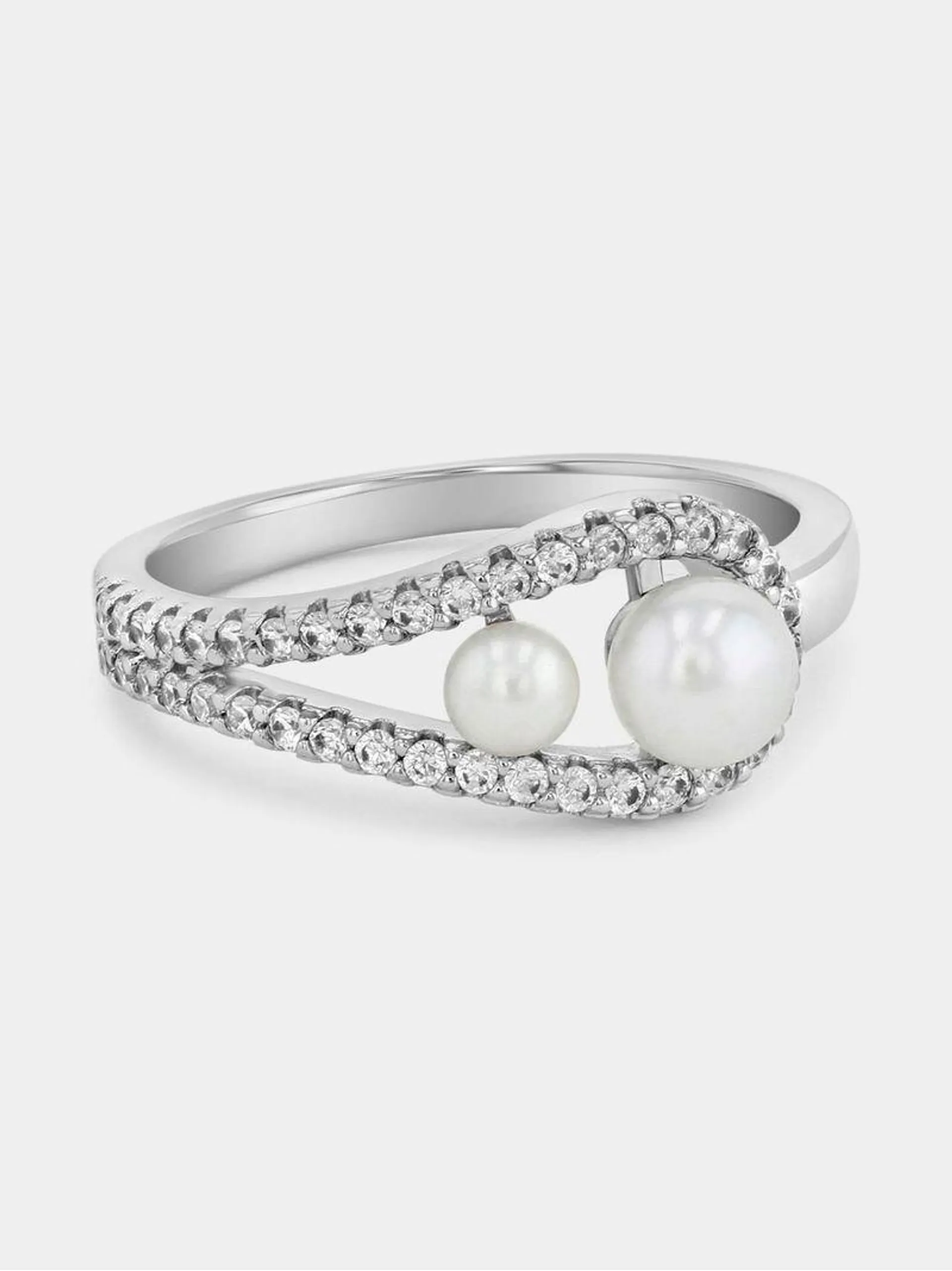 Cheté Sterling Silver Freshwater Pearl Loop Ring