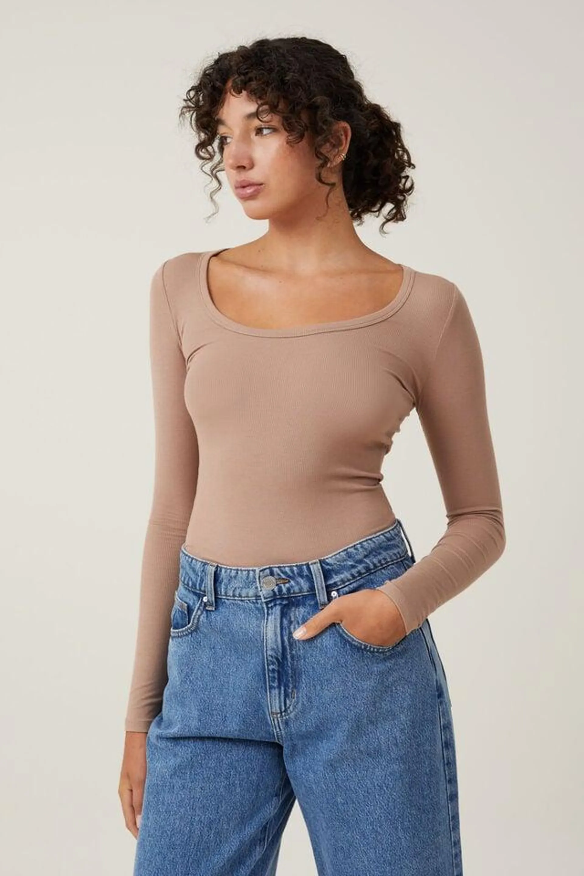 Staple Rib Scoop Neck Long Sleeve Top