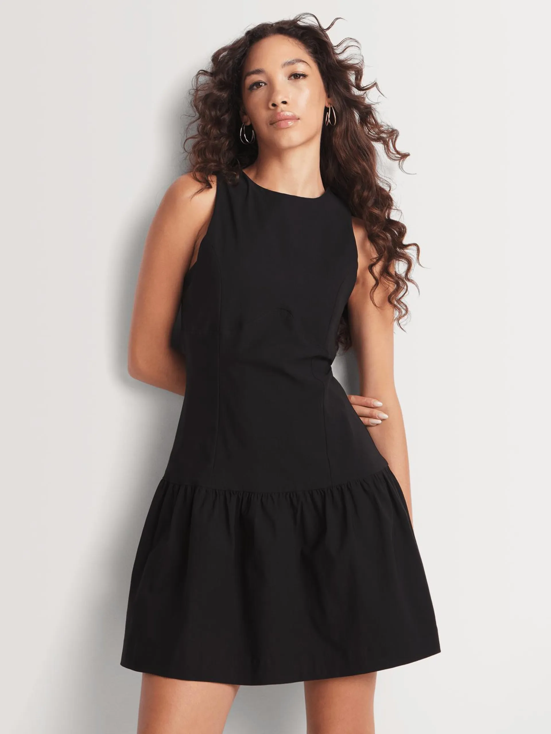 Y&G Tiered Hem Shift Dress