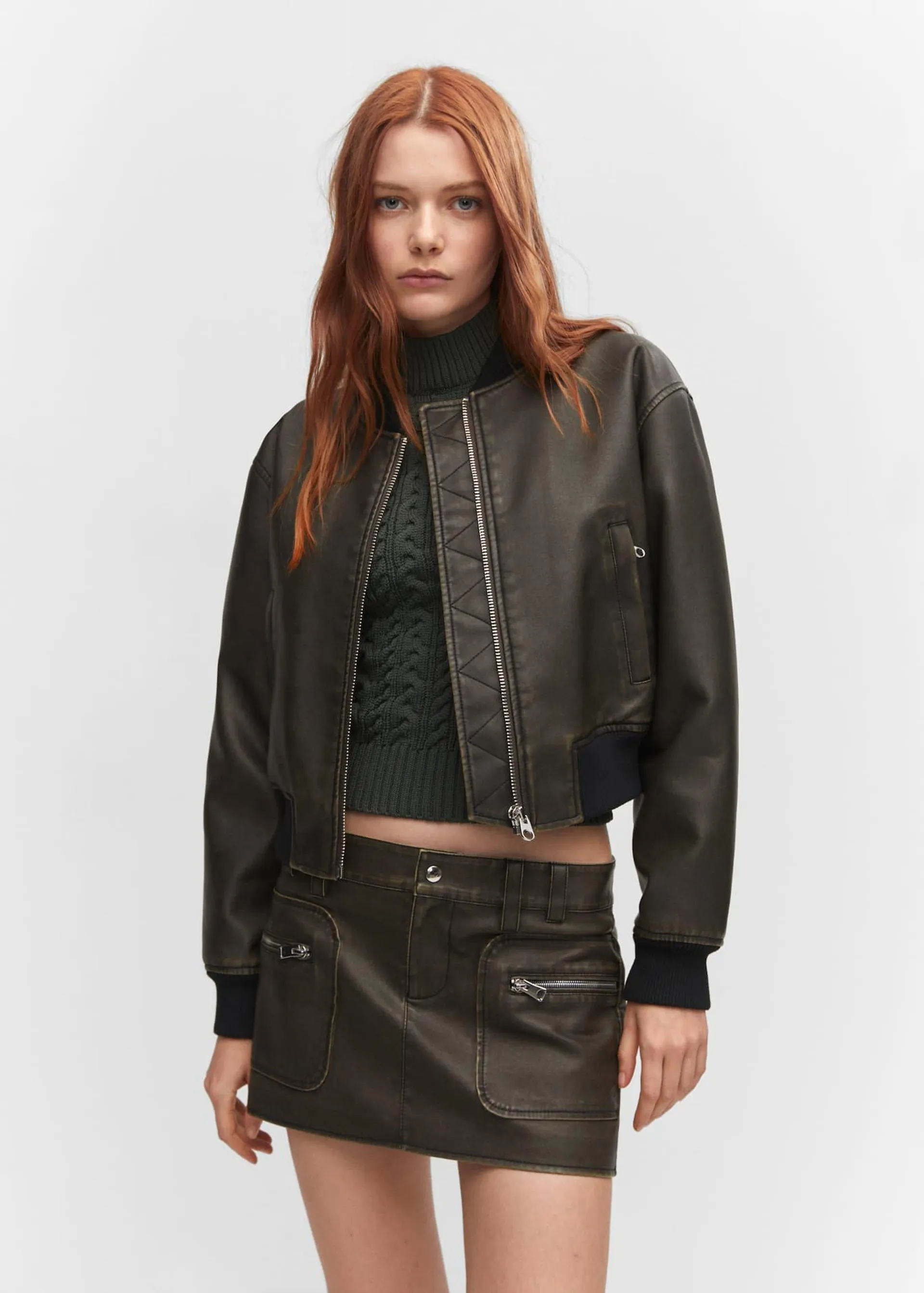 Worn-effect leather skirt