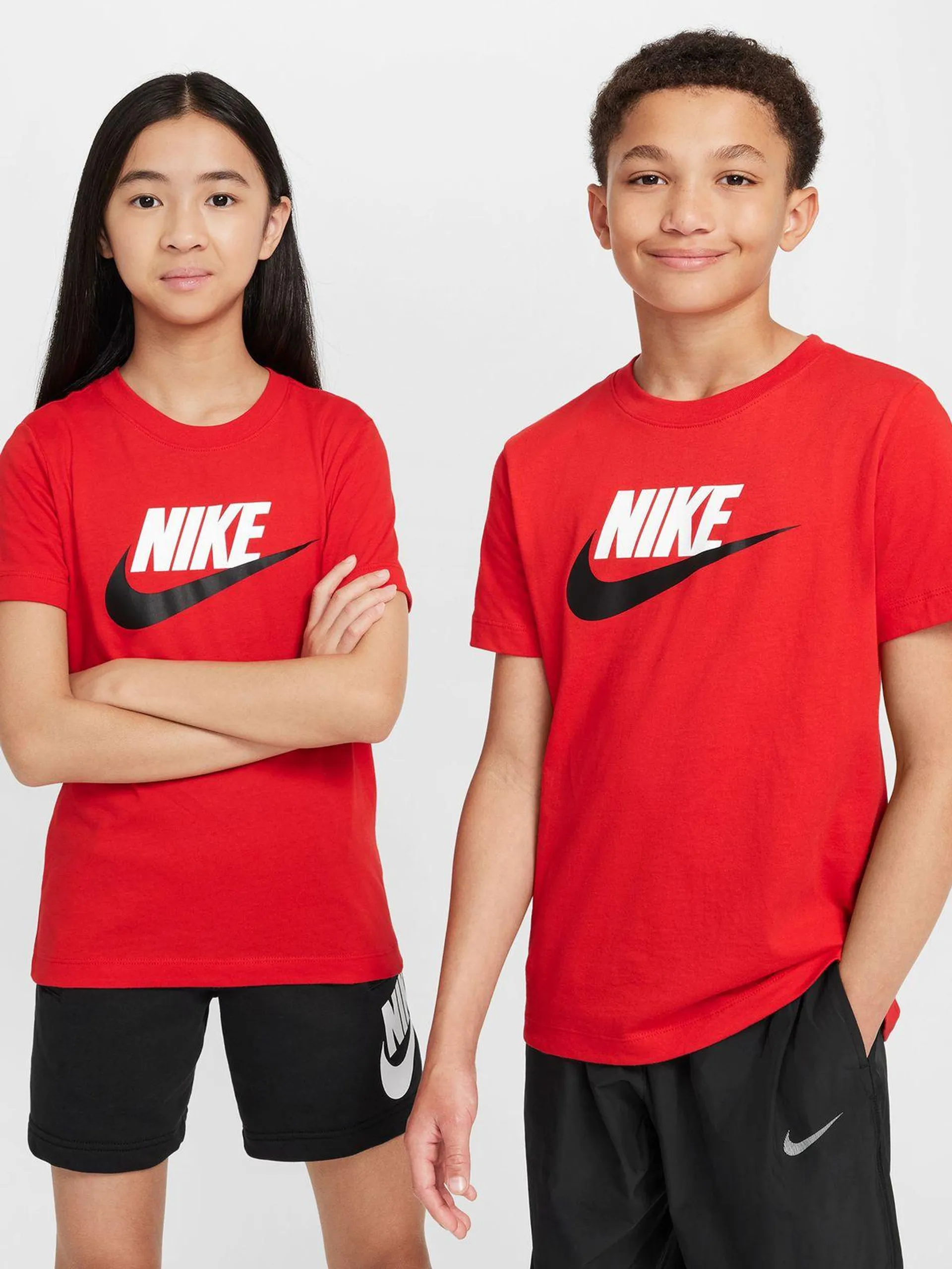 Nike Unisex Youth Sportswear Futura Red T-Shirt