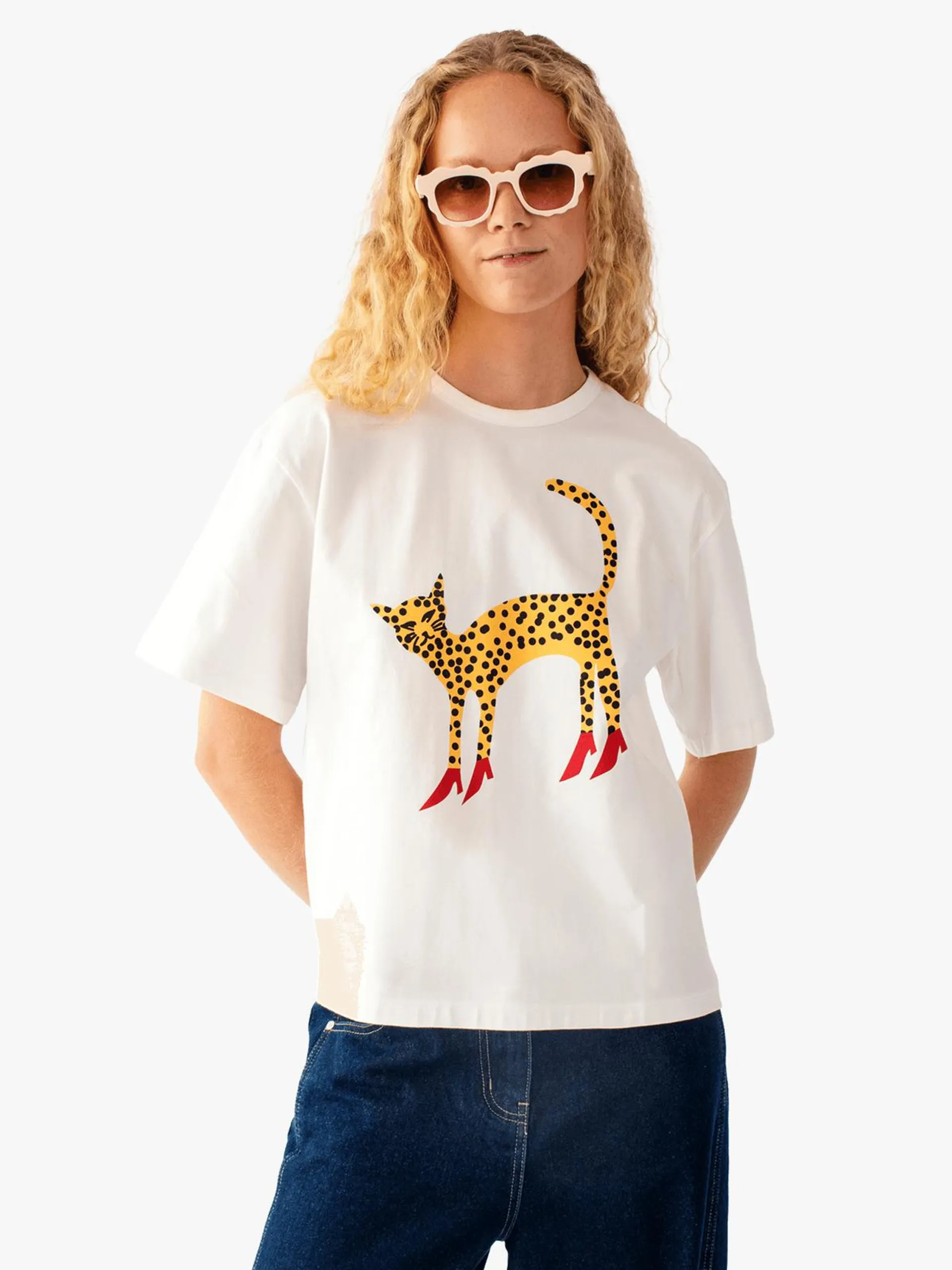 Women's MeB White with Cheetah Print Statement T-Shirt