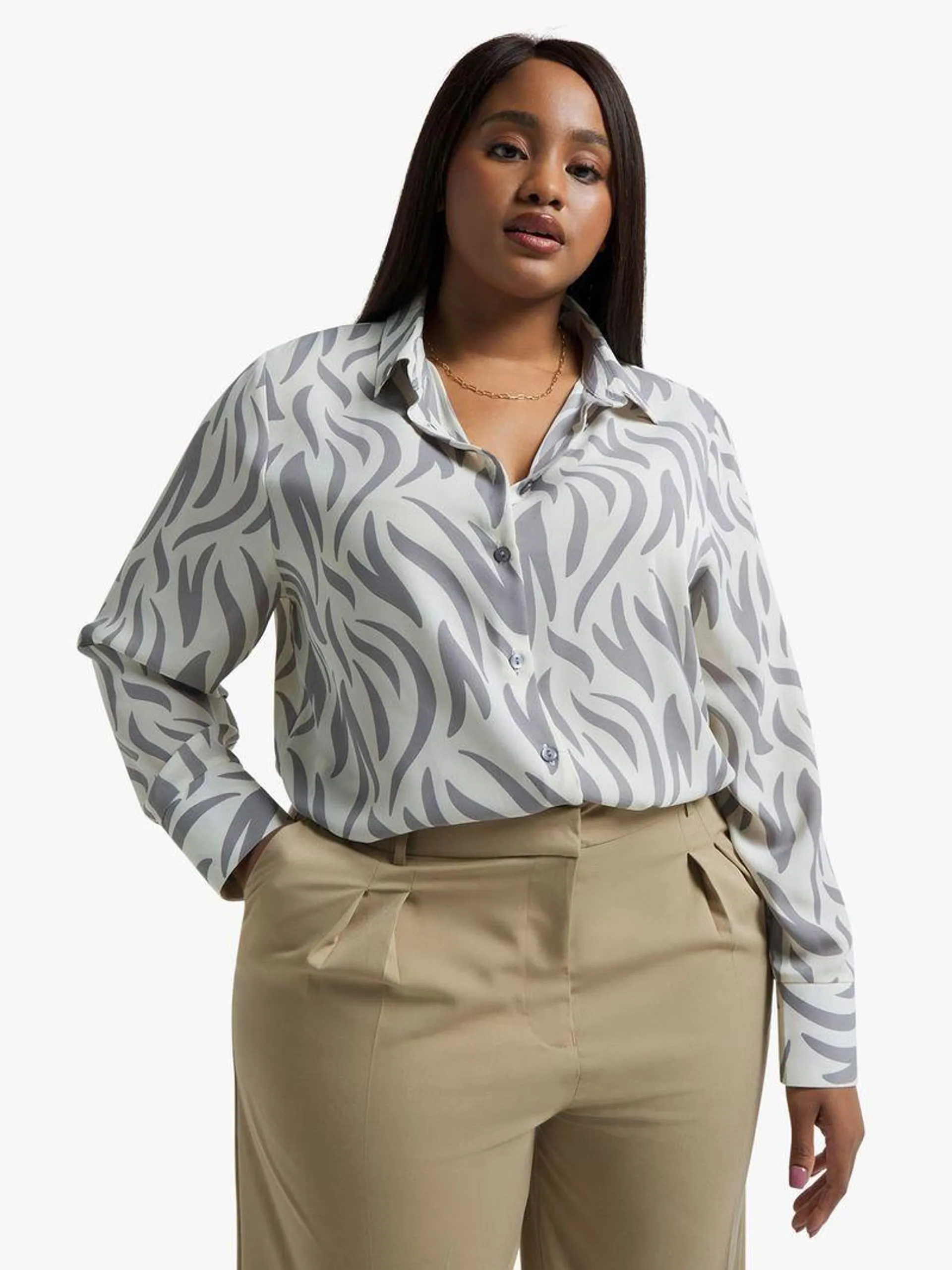 Jet Women's Cream/Grey Georgette Printed Shirt